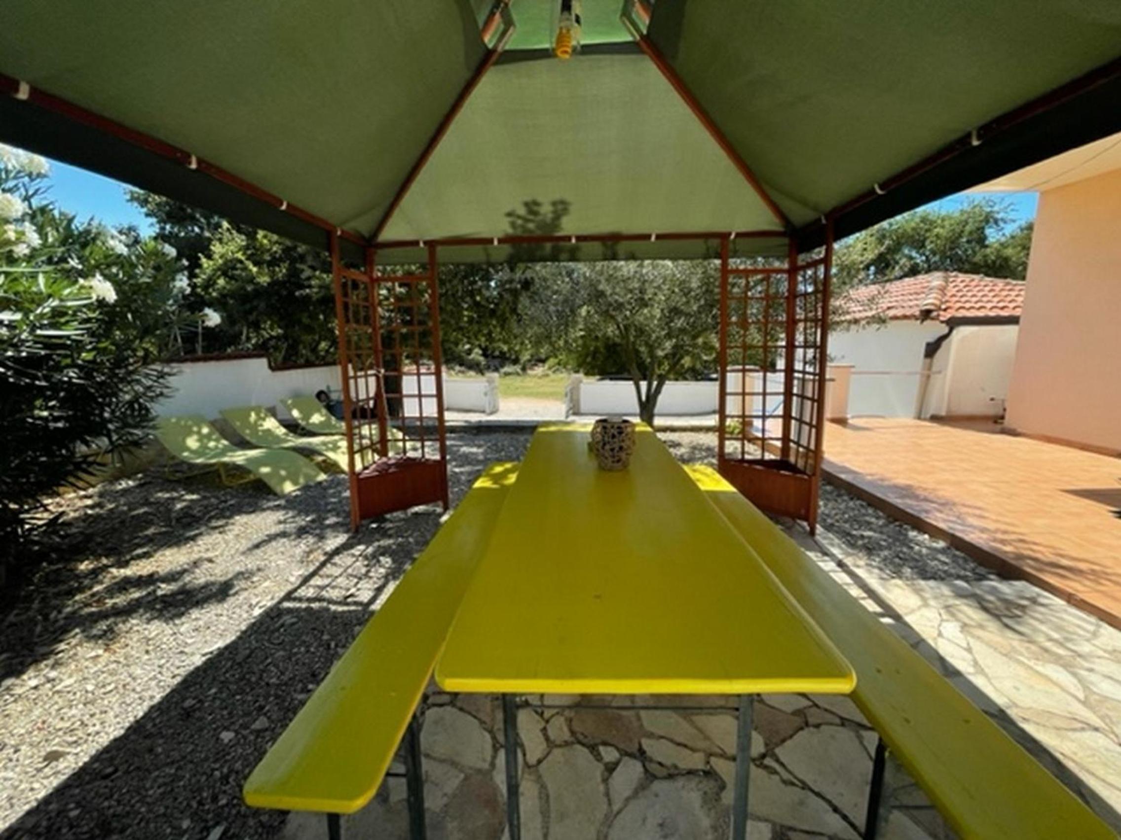 House Monique with pool