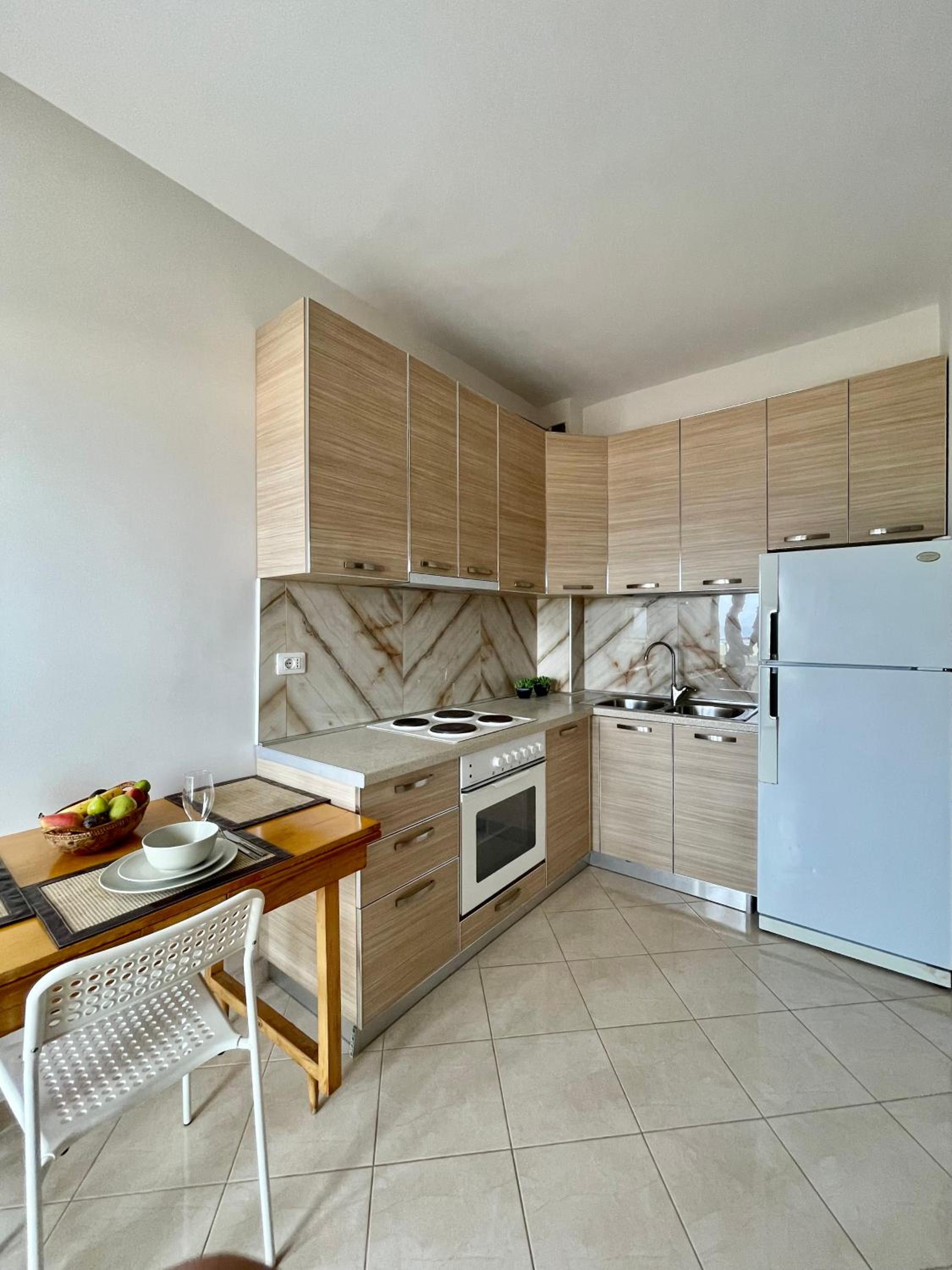SUNSET APARTMENT