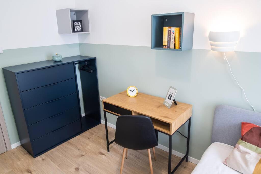 4-Bedroom Comfort Apartment in the CityCenter F38 view 2