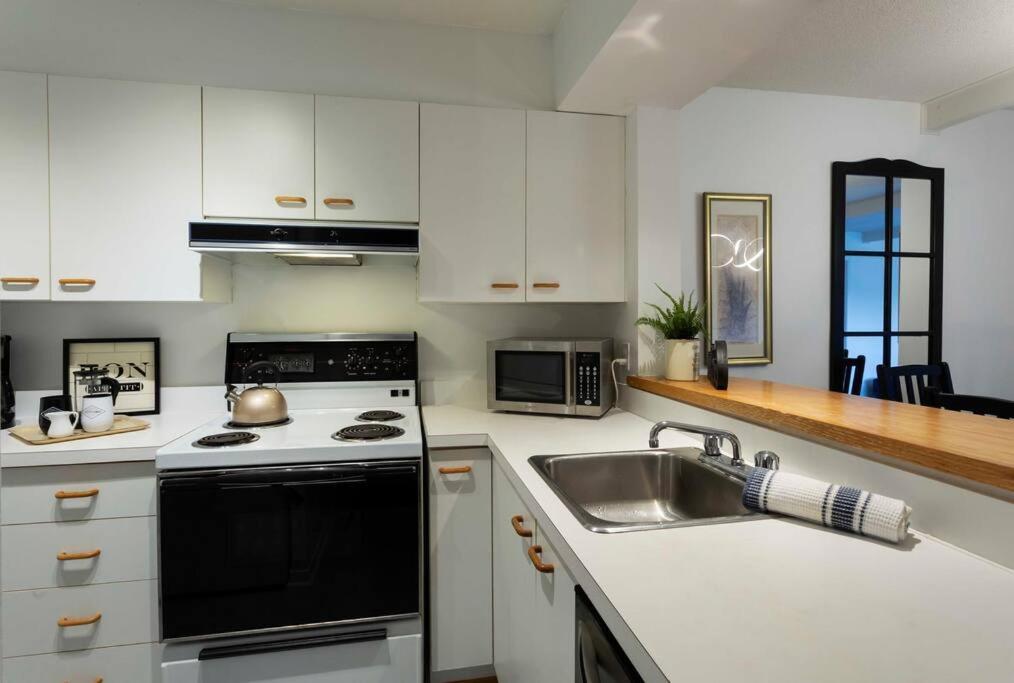 Tremblant Mountain Resort Condo!