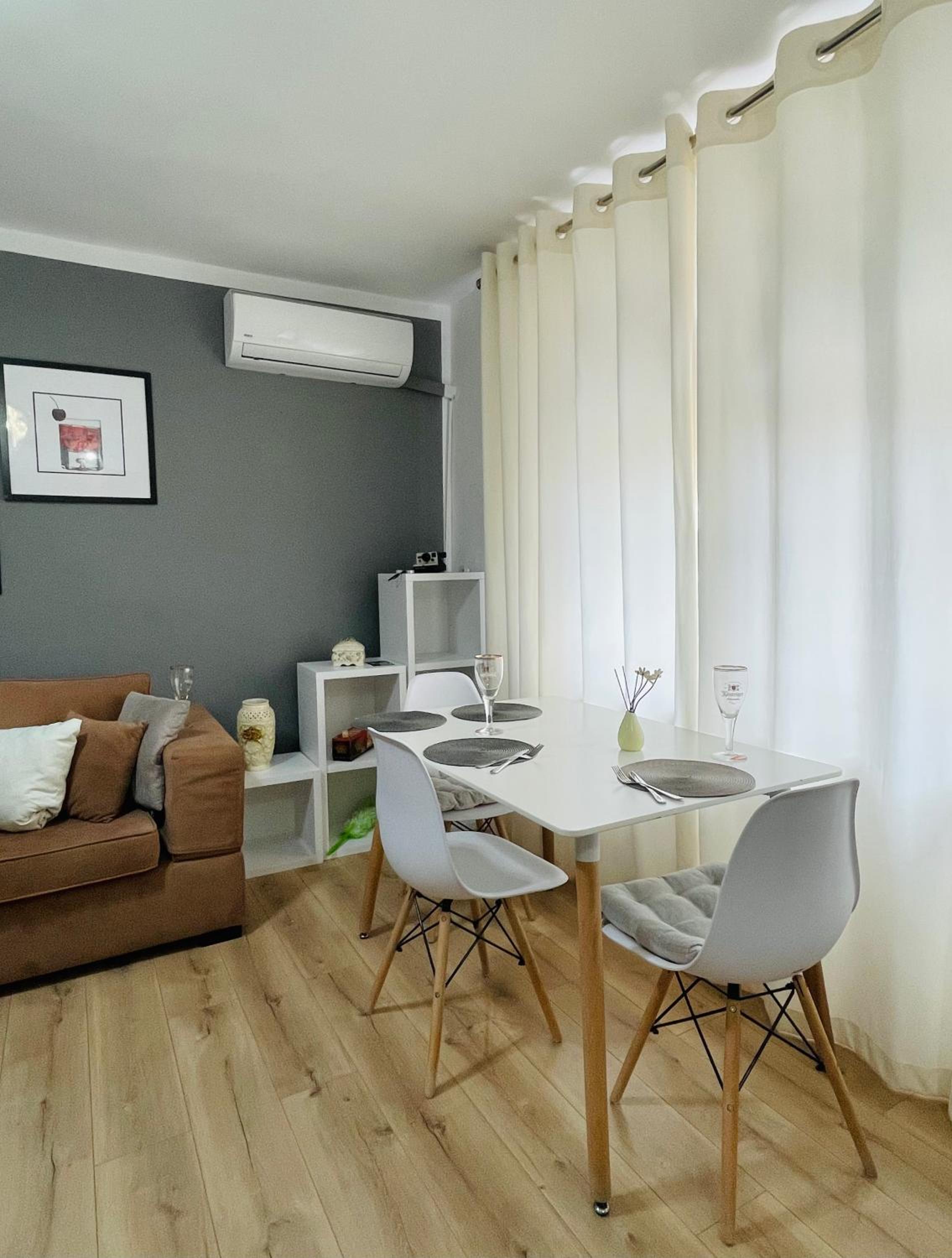 Luel Central Apartament