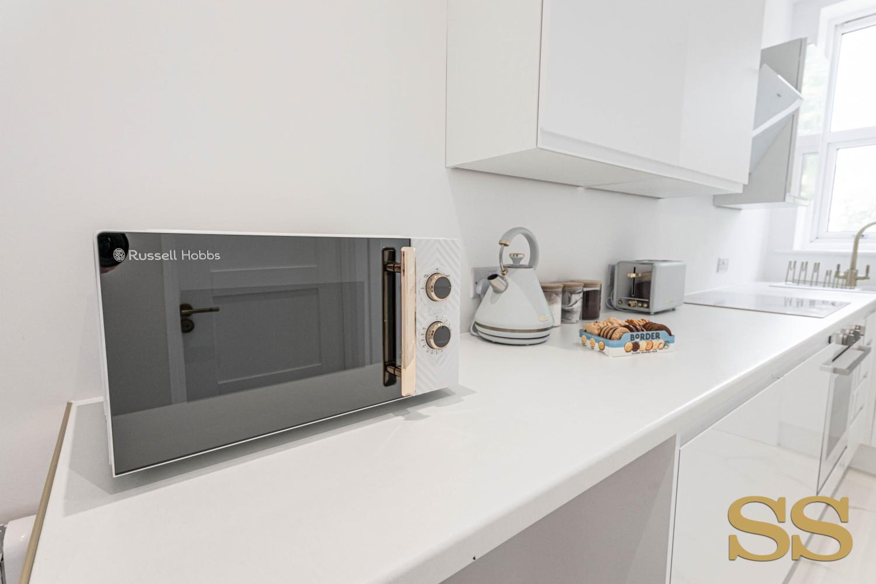 Blue Lagoon - 1 MINUTE FROM 02 ACADEMY - FREE PARKING - 5 MINUTES FROM THE BEACH - FAST WI-FI - SMART TV