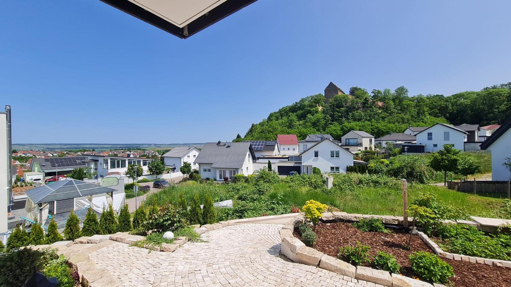 Villa unter dem Schloss