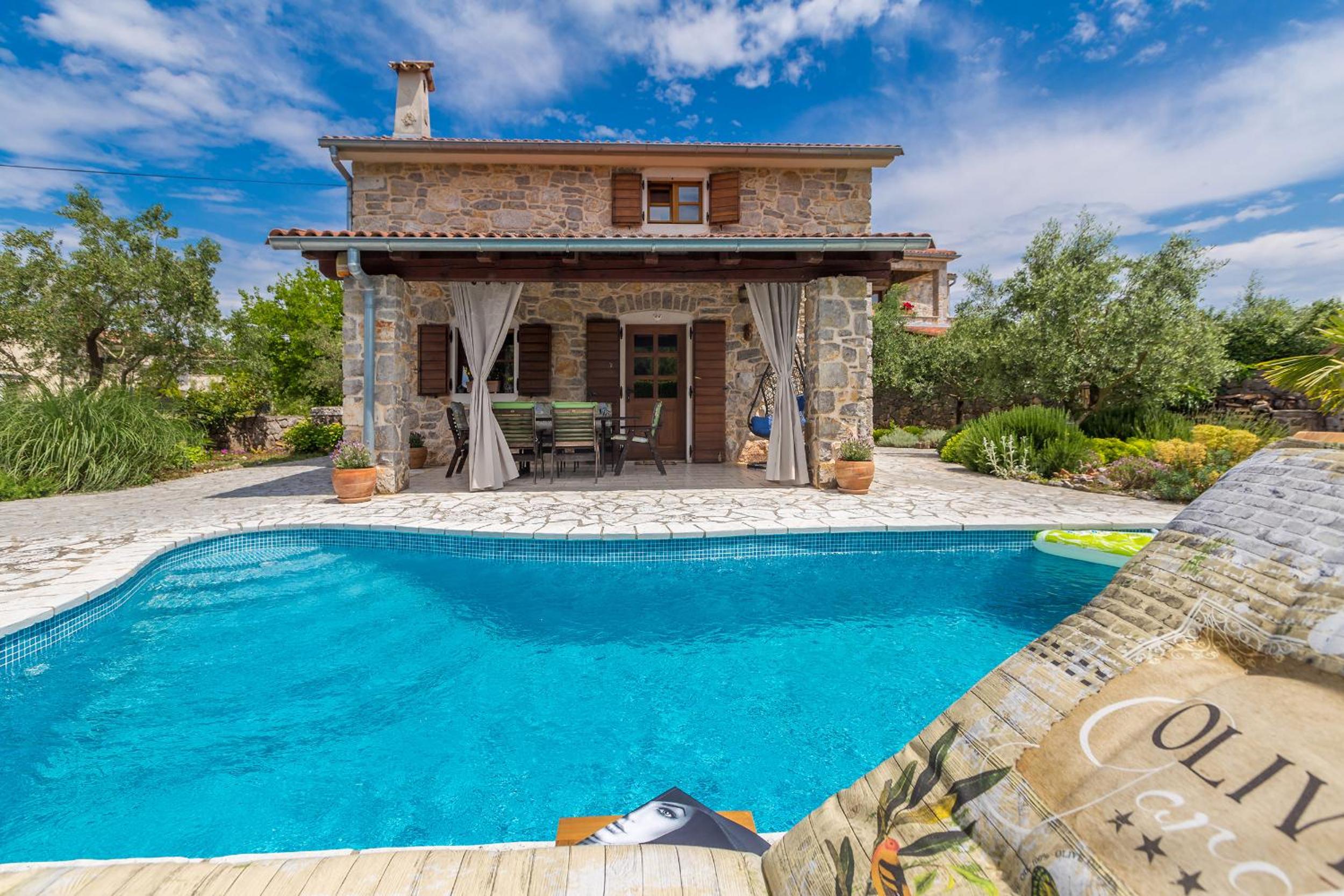 Holiday house ANDREA with pool view 3