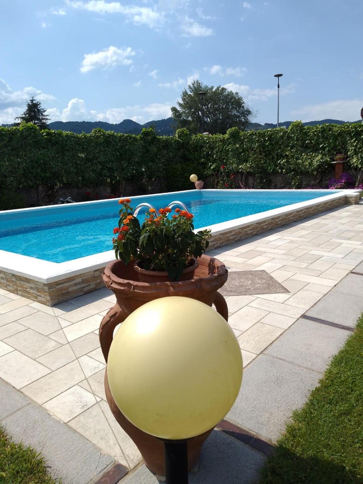 Le sette fontane en Barga — recepcion & lobby