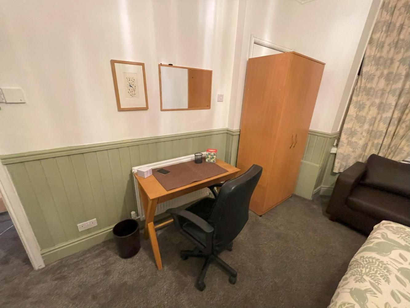 Self-Contained Ground Floor Flat view 4