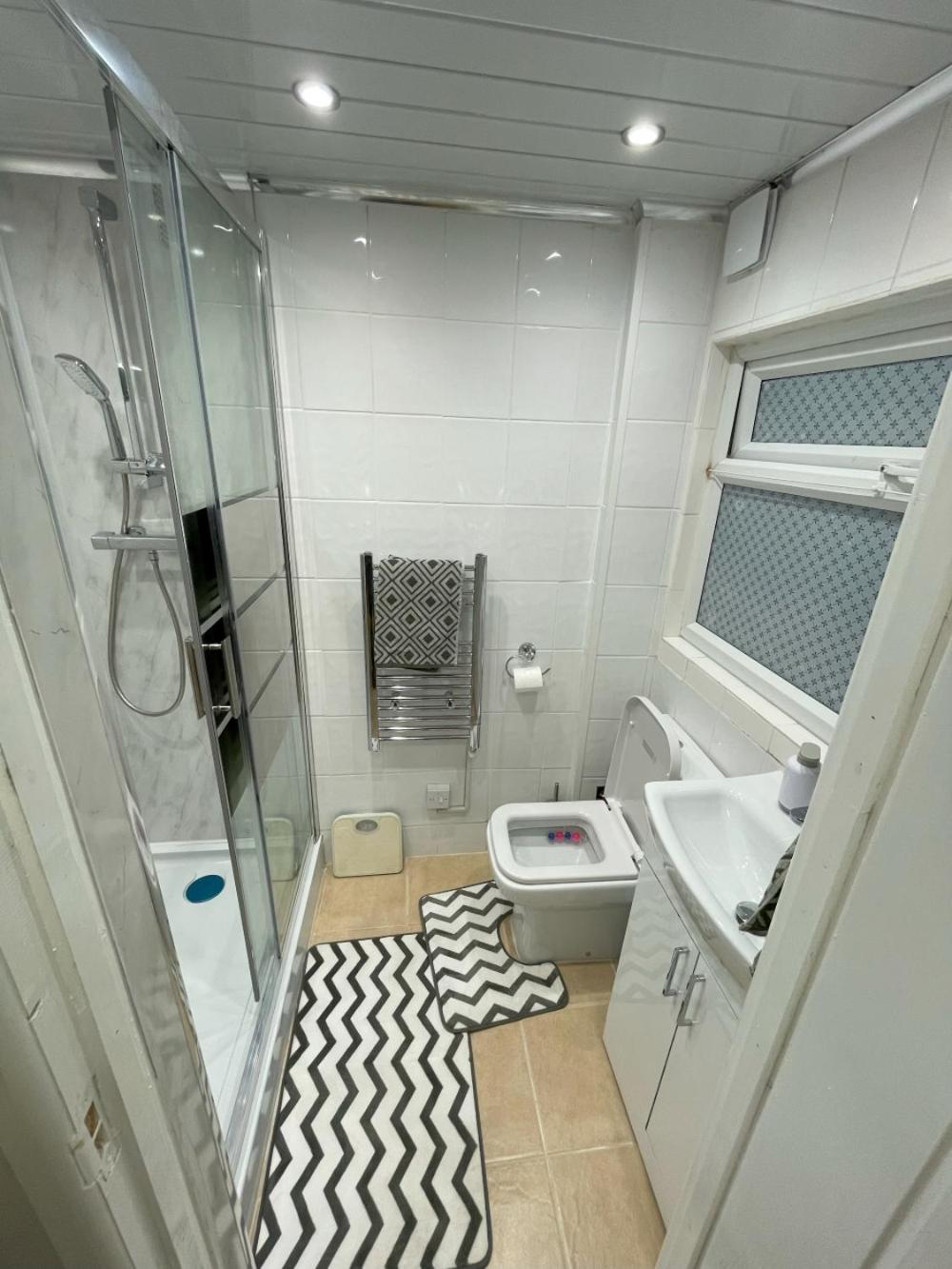 Self-Contained Ground Floor Flat view 5