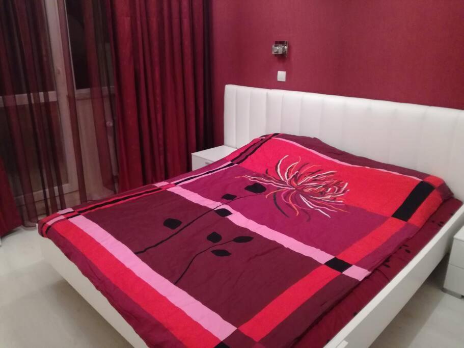 Top luxury apartment, great location