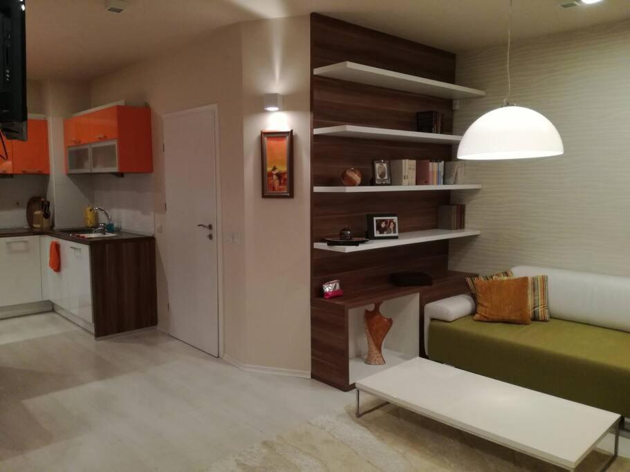 Top luxury apartment, great location
