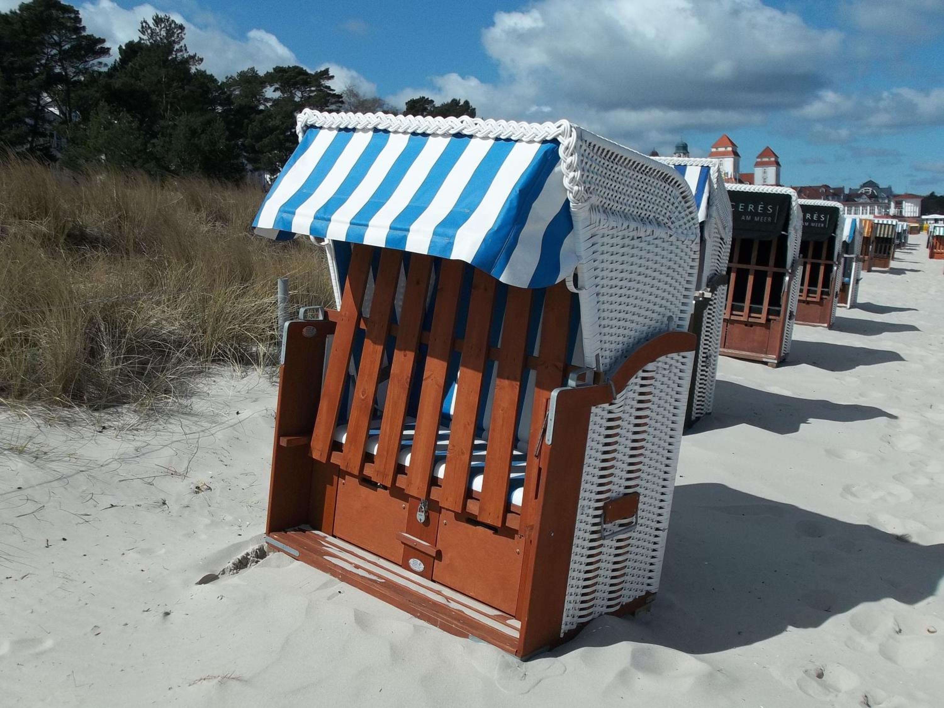 strandnahe FeWo mit 2 Schlafzimmern und Balkon, Residenz Prorer Wiek, Binz
