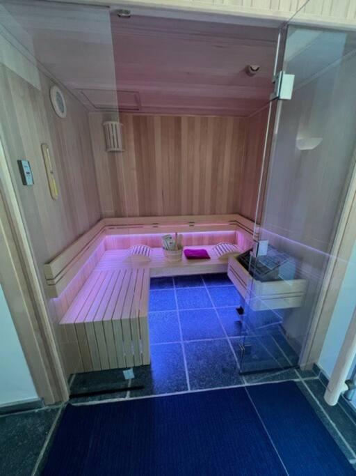 Jacuzzi - Sauna - BBq - Jardin - Garden Lodge - Myosotis