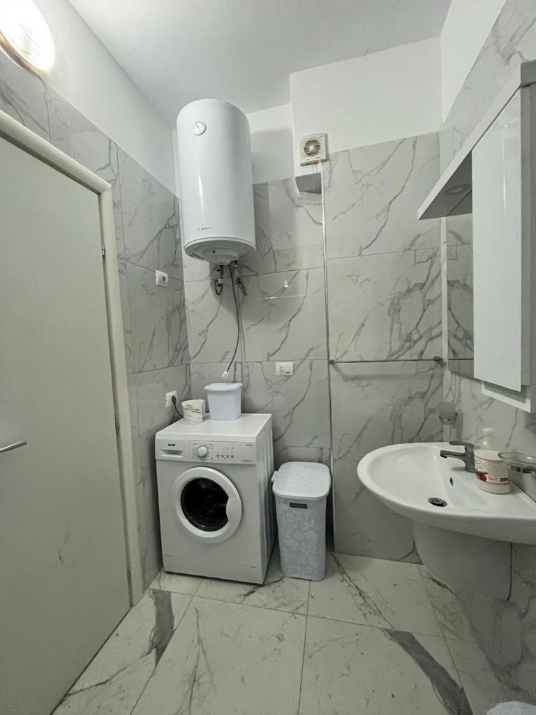 Apartment 22 Himara