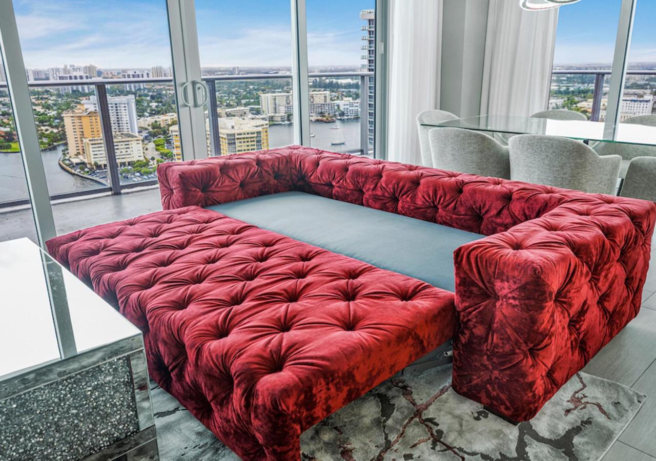 HYDE BEACH HOUSE THREE-BEDROOM, WATERFRONT, OCEAN AND INTERCOSTAL VIEW, ROOFTOP POOL, 5 MiN WALK TO BEACH, 25 min to FIFA! view 4
