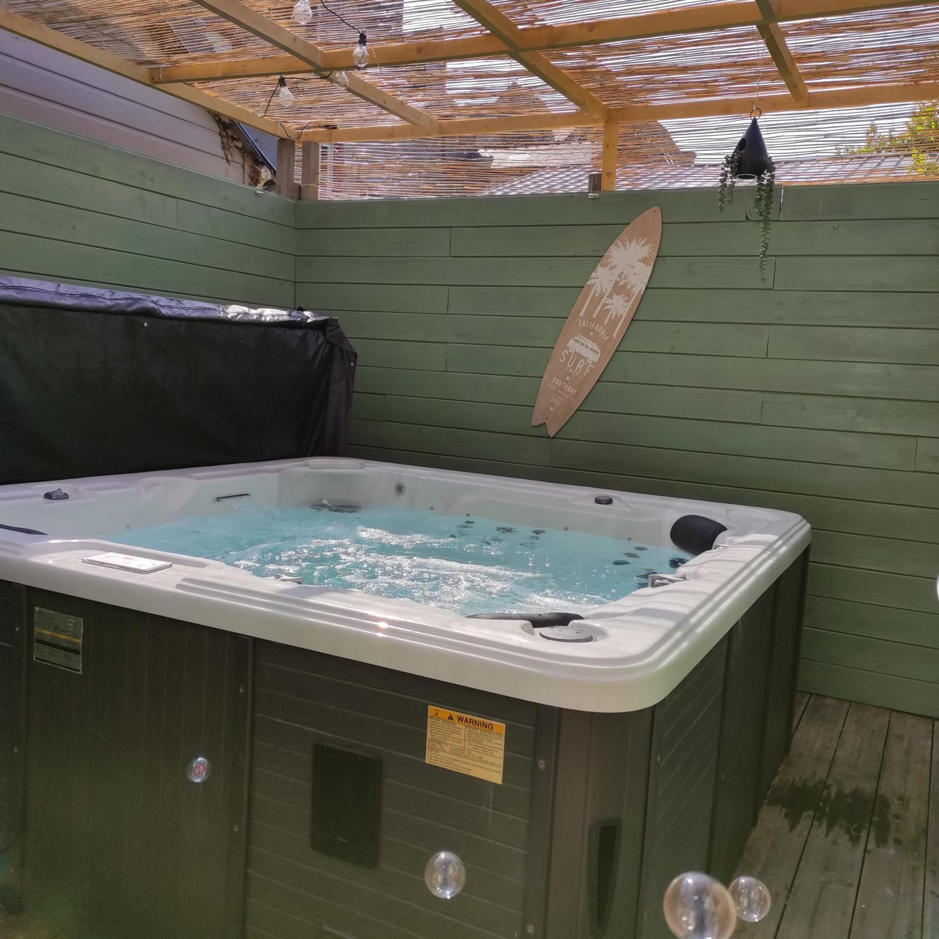 Jacuzzi