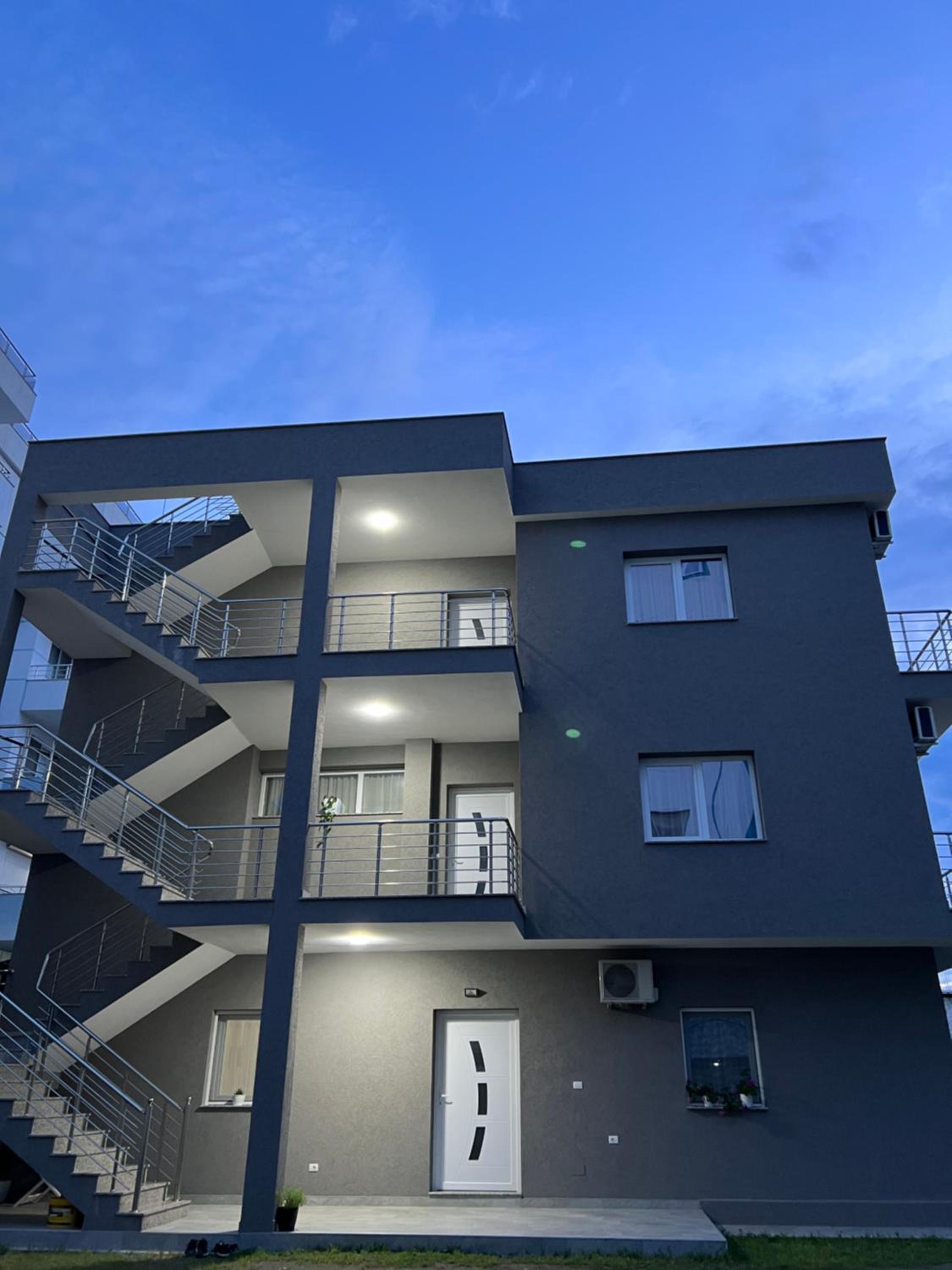 Hotel Vila Kledi - Image 1