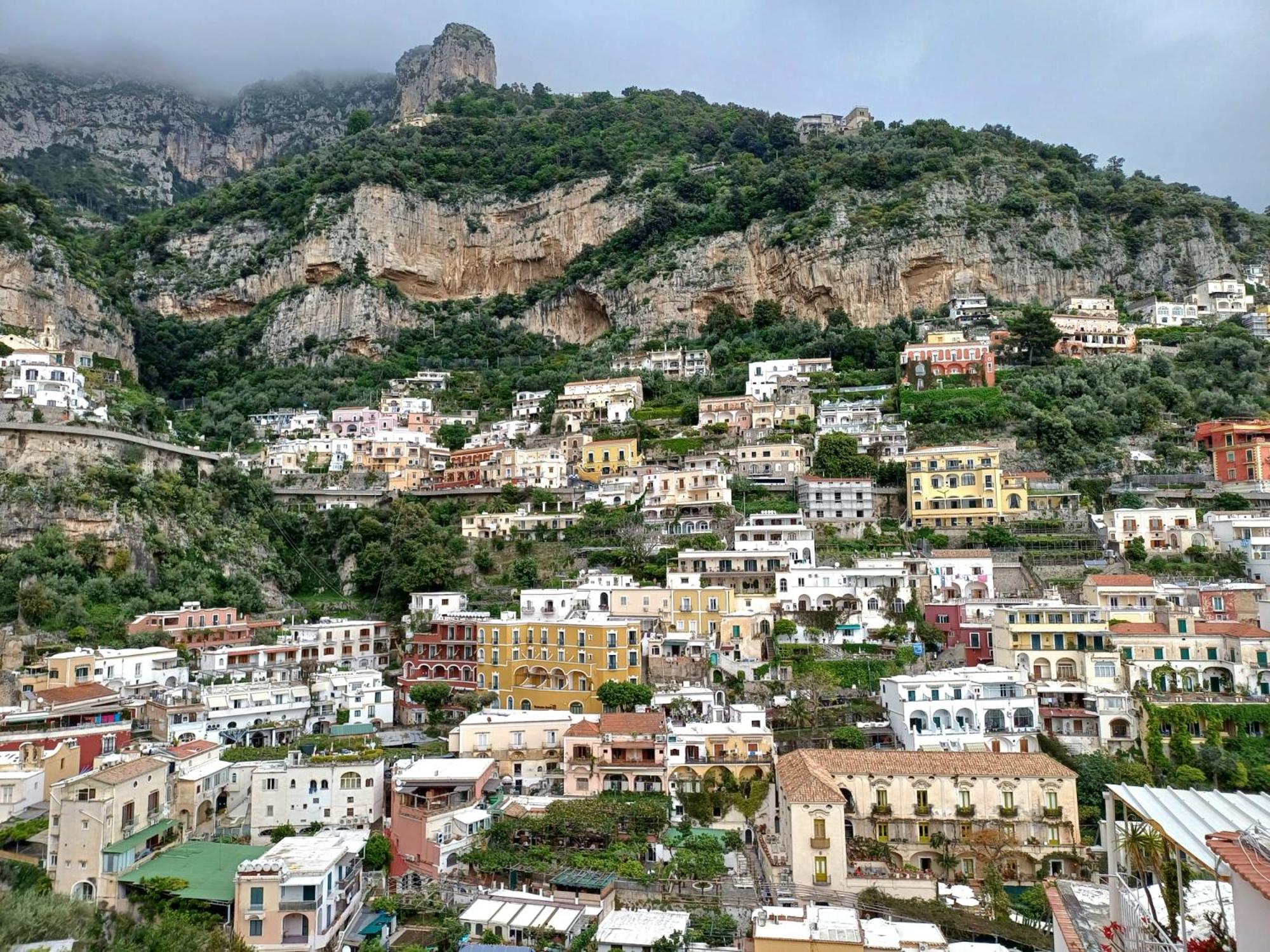 Holiday in Naples Vacanze Napoletane