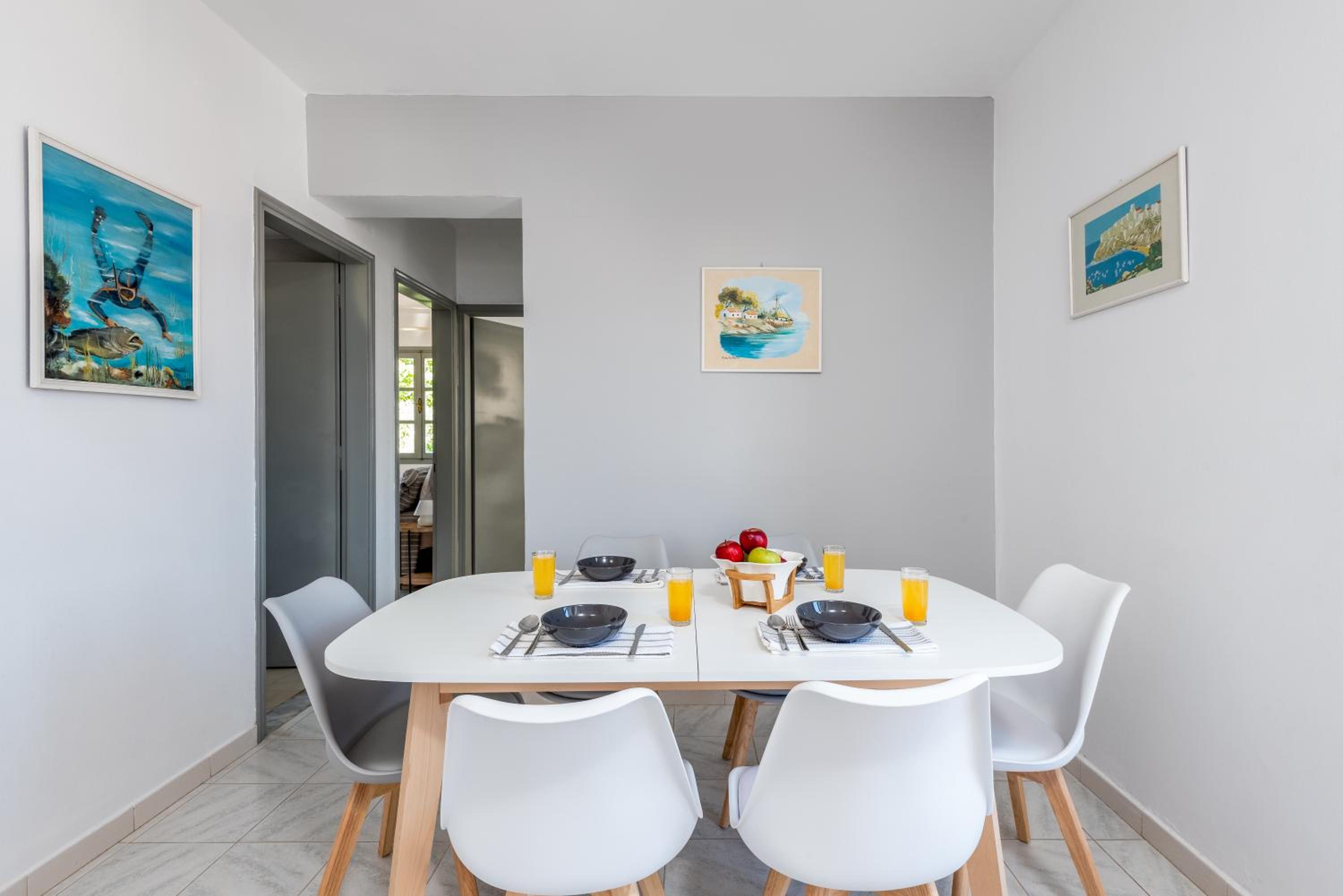 FOURLANOU HOUSE