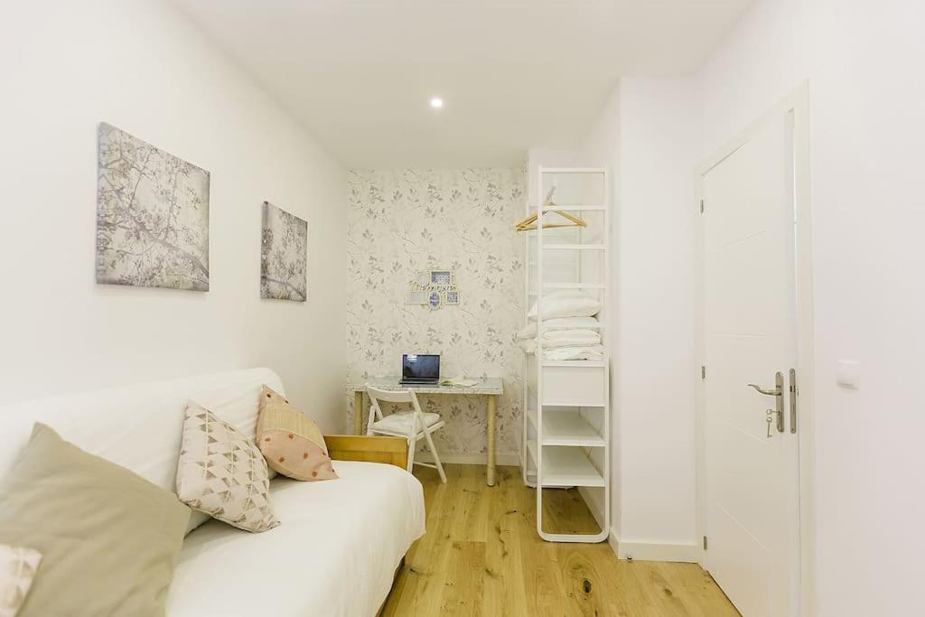 LISBON PLACE - historic center with terrace view 5