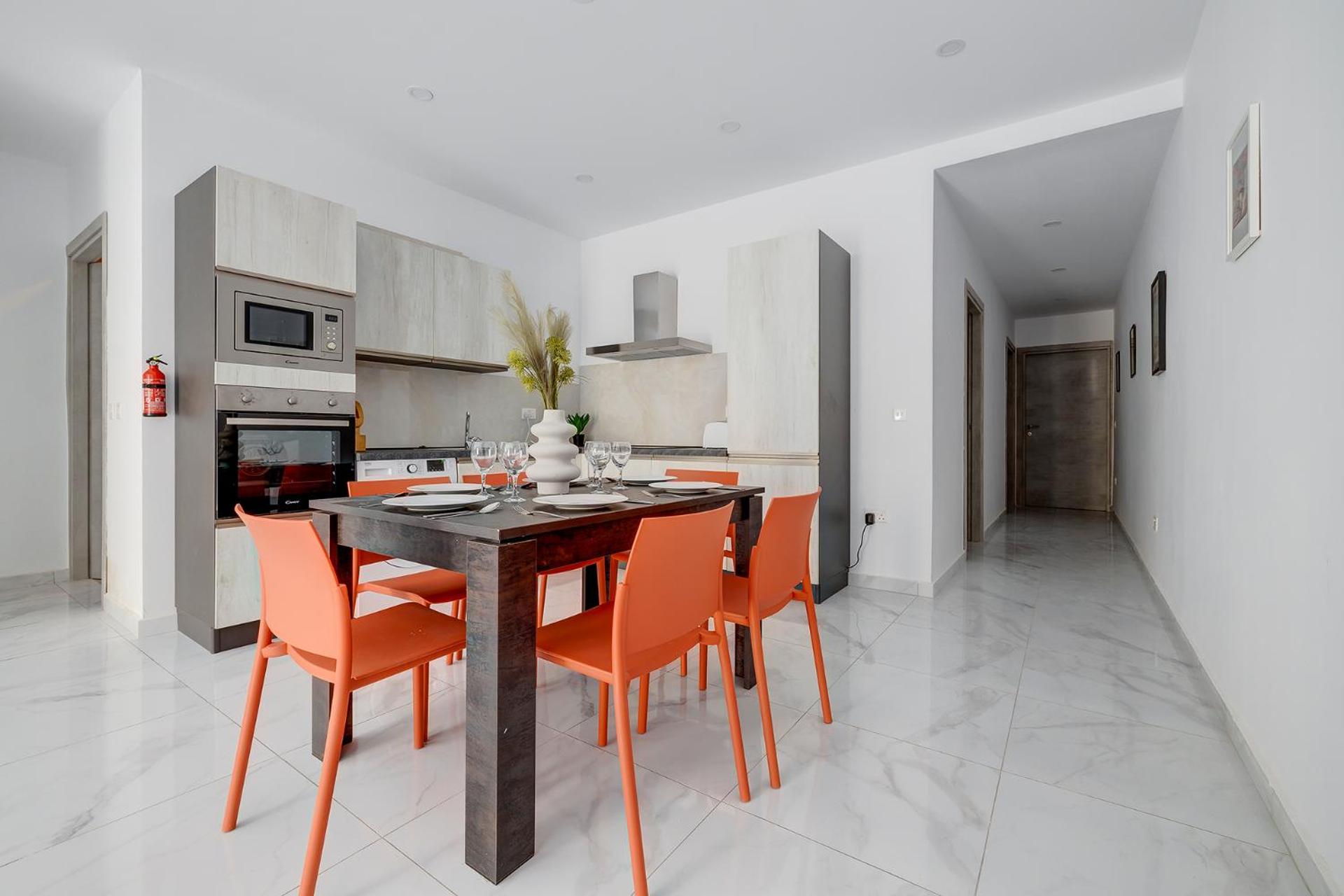 Modern Family Holiday Retreat in Gzira photo 3