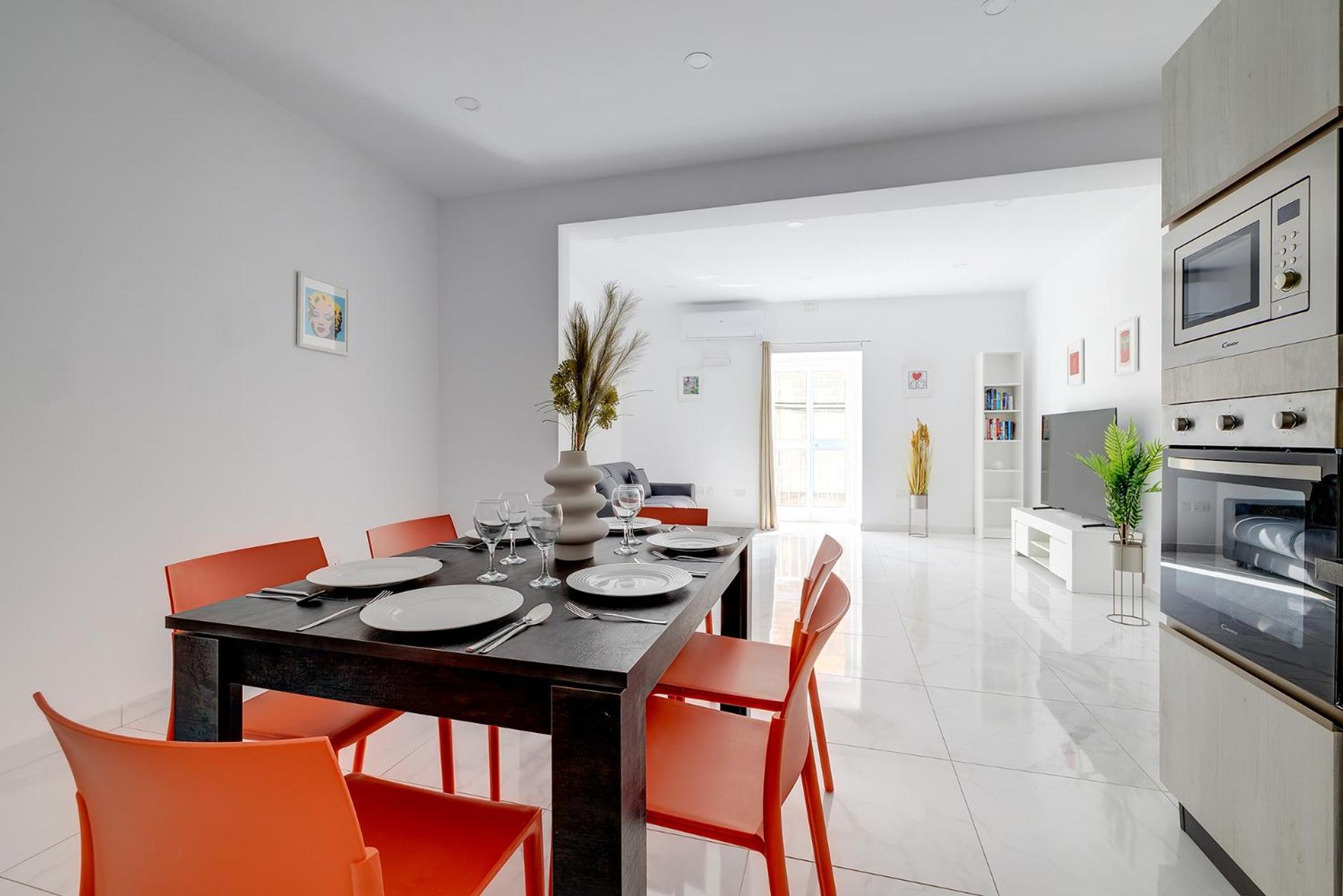 Modern Family Holiday Retreat in Gzira photo 4