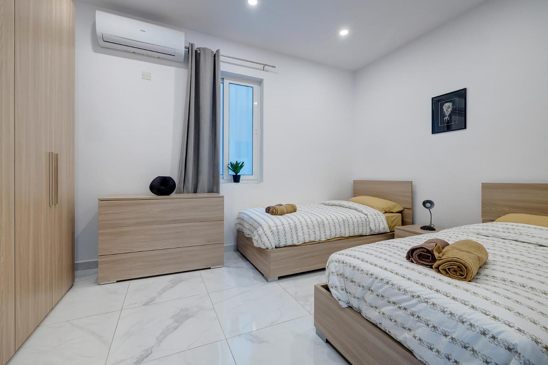 Modern Family Holiday Retreat in Gzira