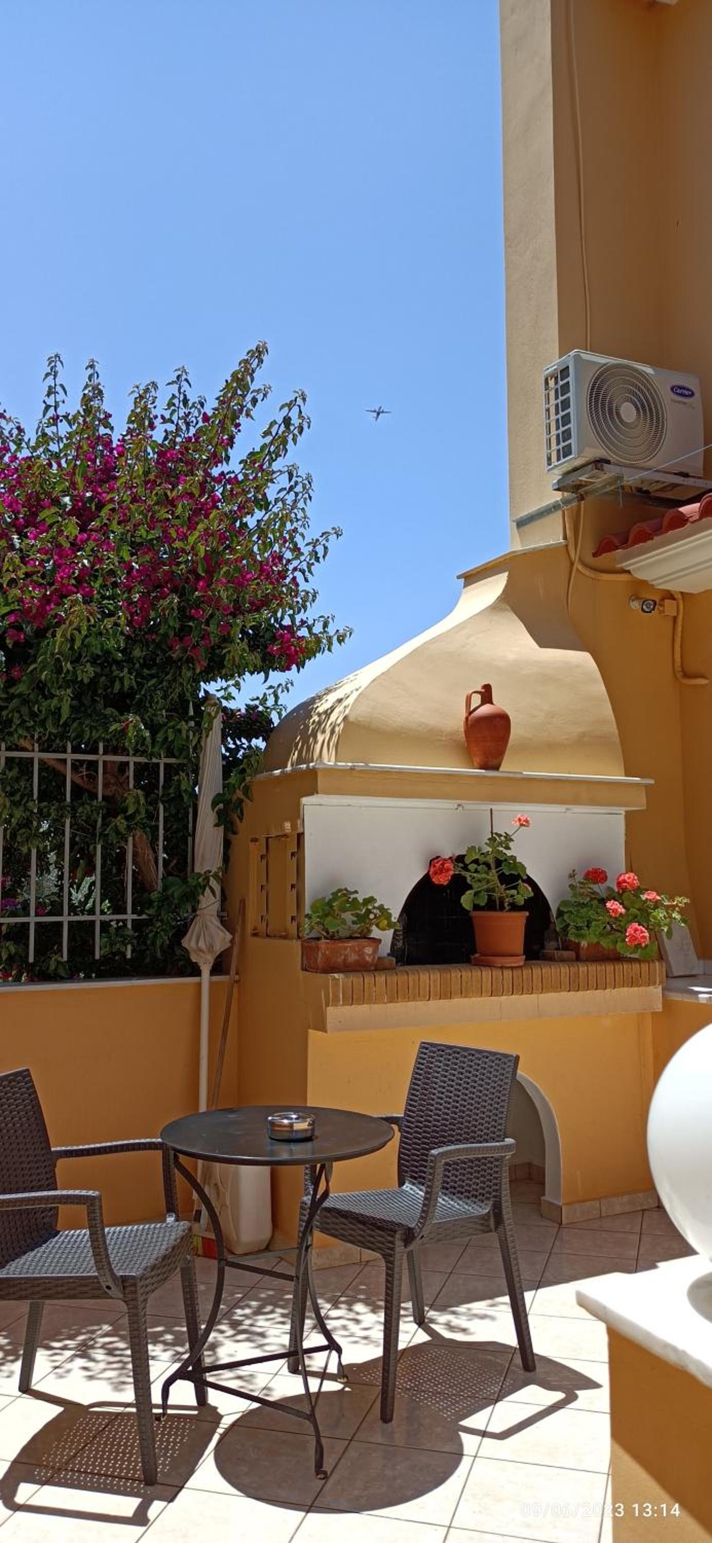 HELEN's ROOM photo 5