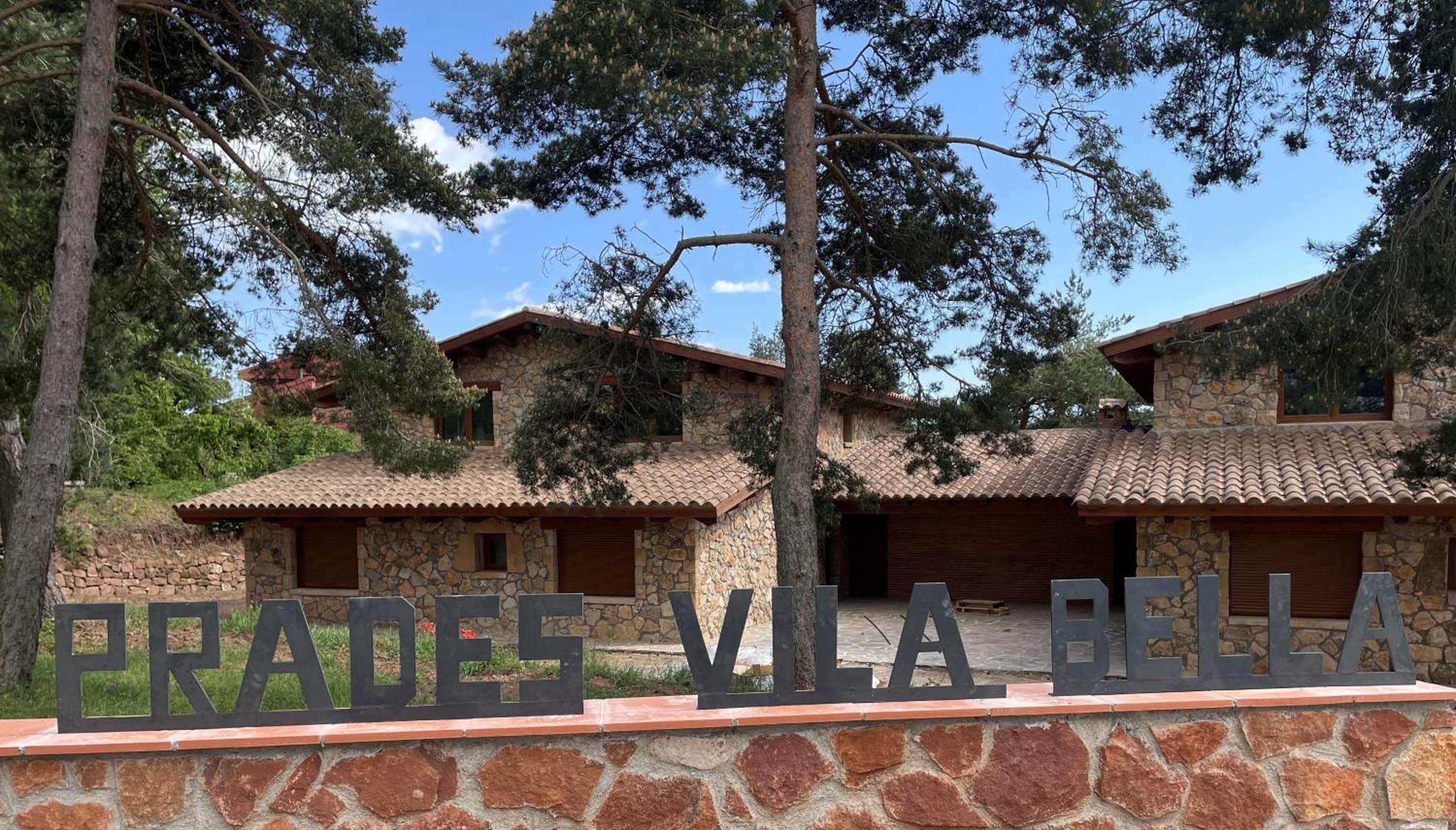 Prades Vila Bella - Casa Molinets i Casa Borrianes view 2