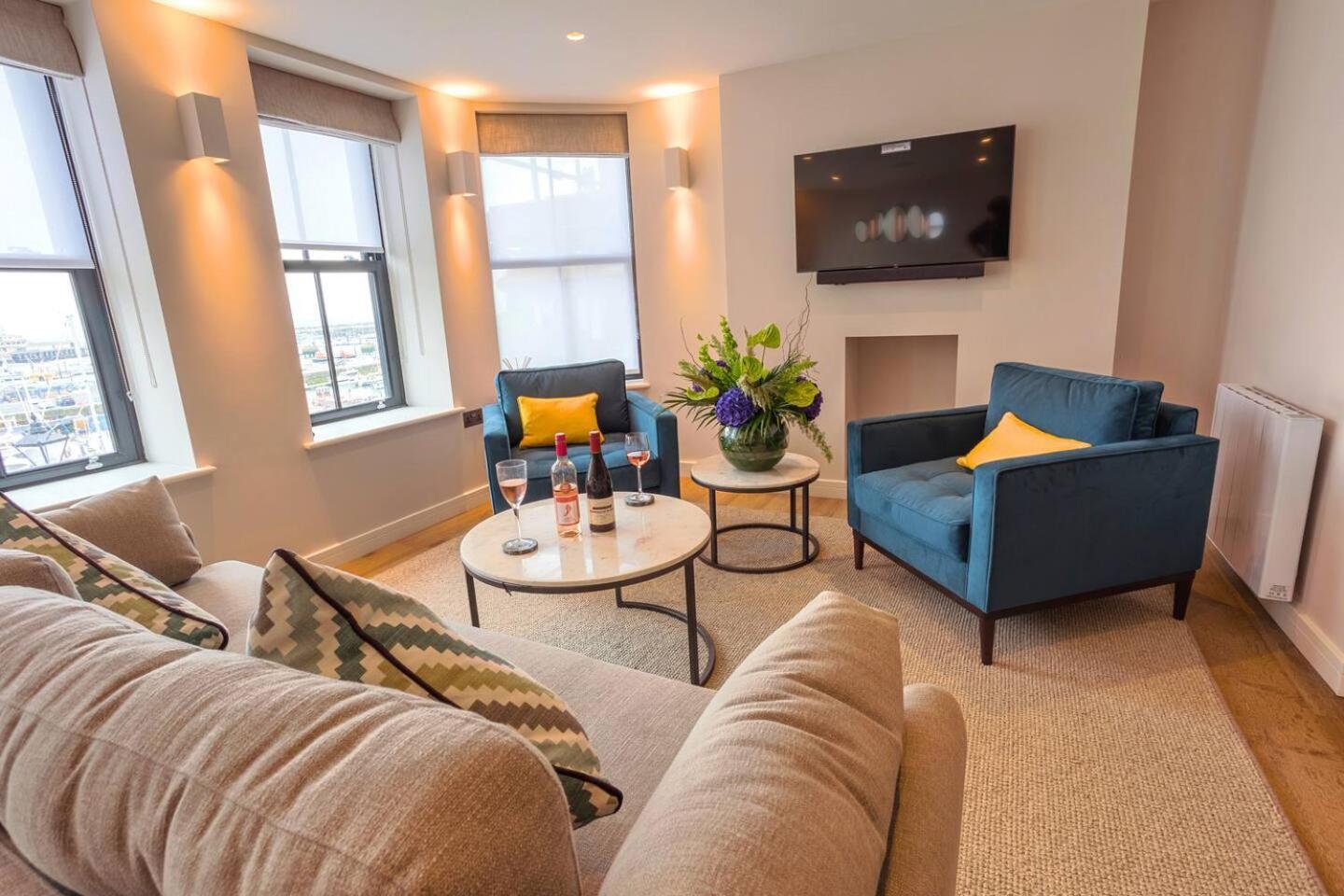 Harbourside Suite- Harbour views- Ramsgate view 4