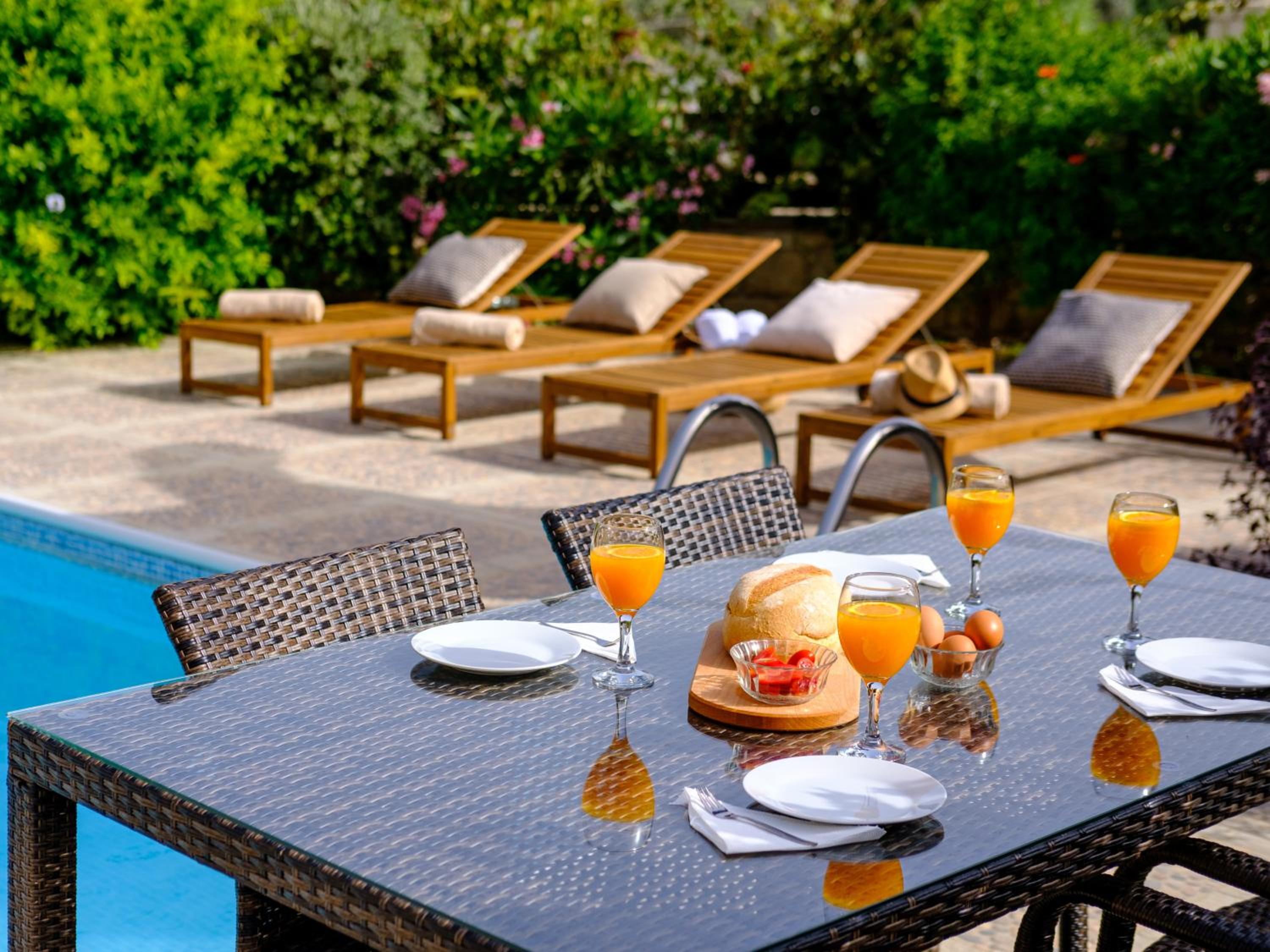 Almond Grove Luxury Villa Wprivate Pool