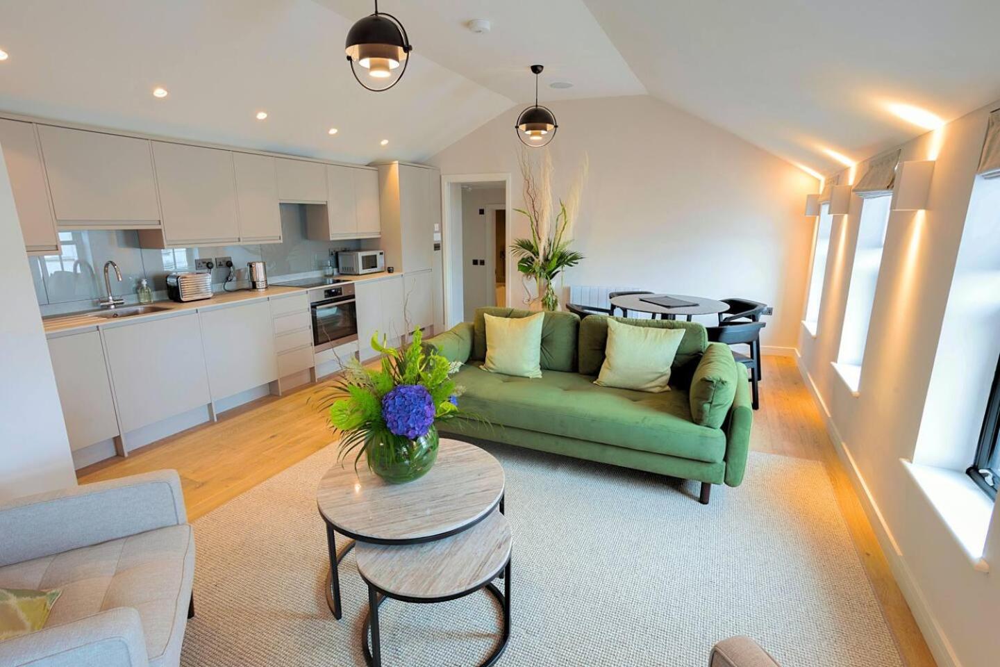 The Penthouse Suite - Harbour Views- Ramsgate view 2