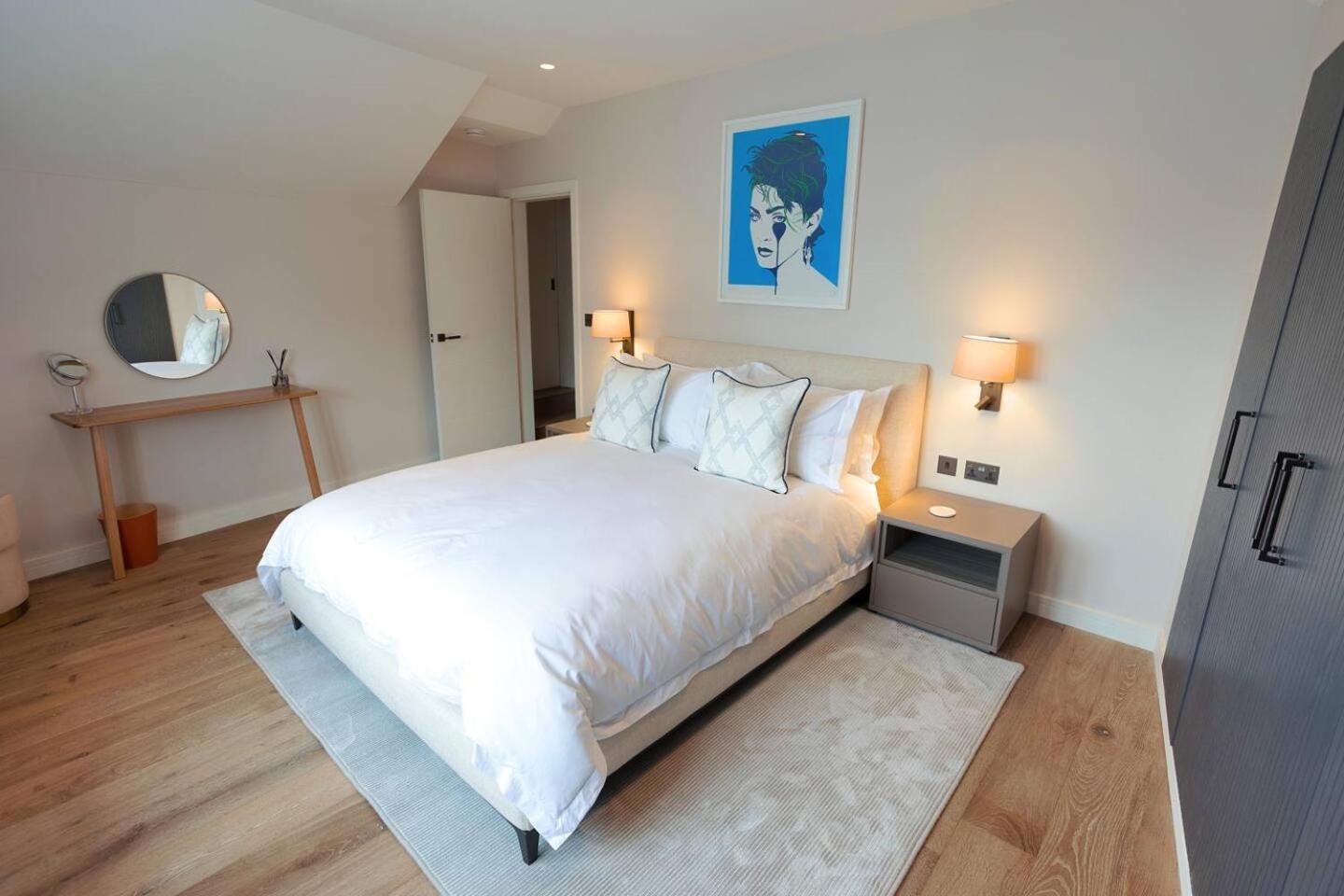The Penthouse Suite - Harbour Views- Ramsgate view 4