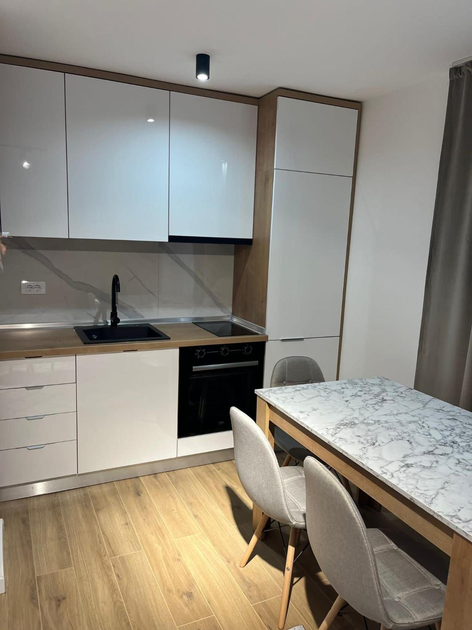 Apartman Kosuta Lux Garden