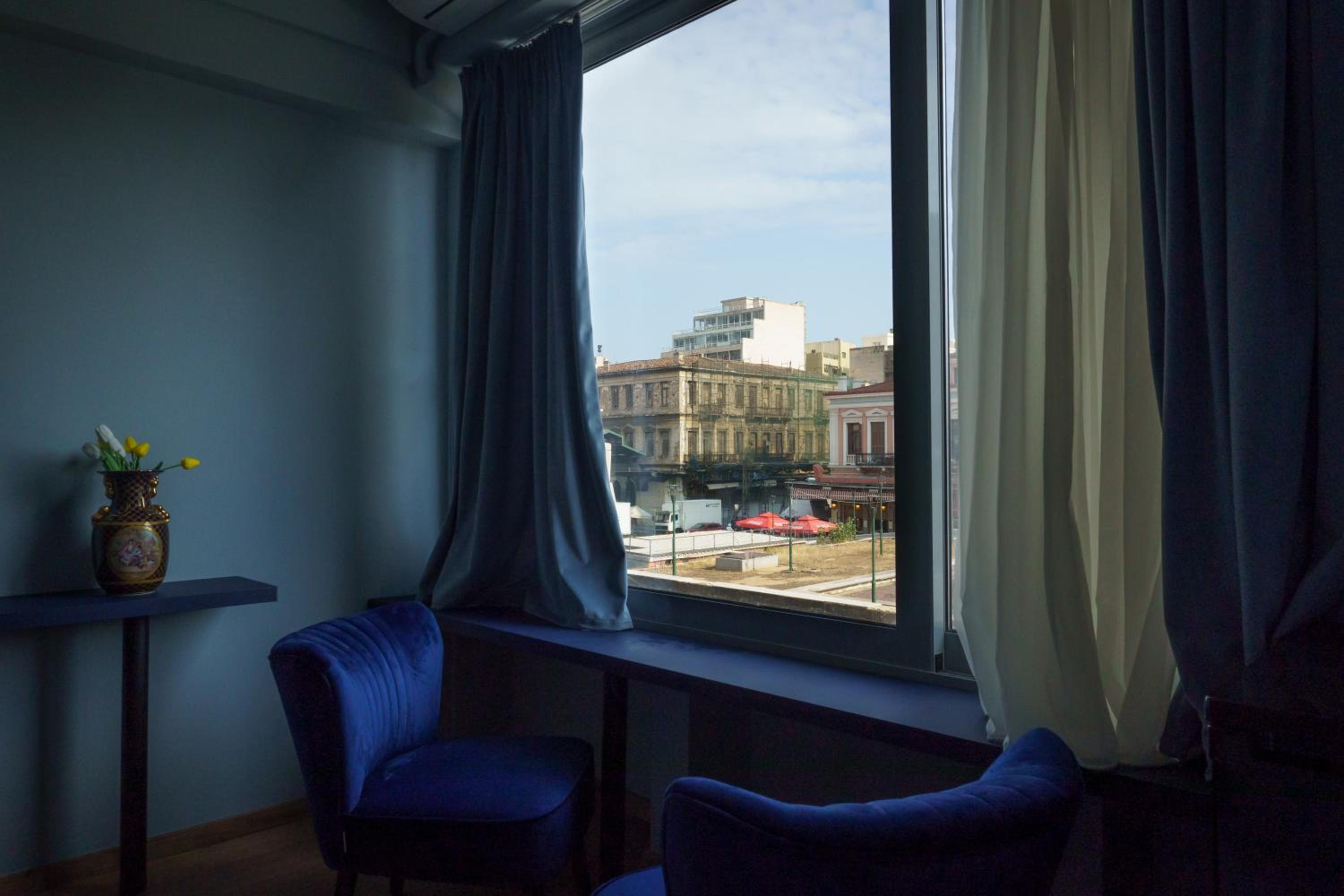 Sani Deluxe Suites Home- Monastiraki Square - Brand New Home