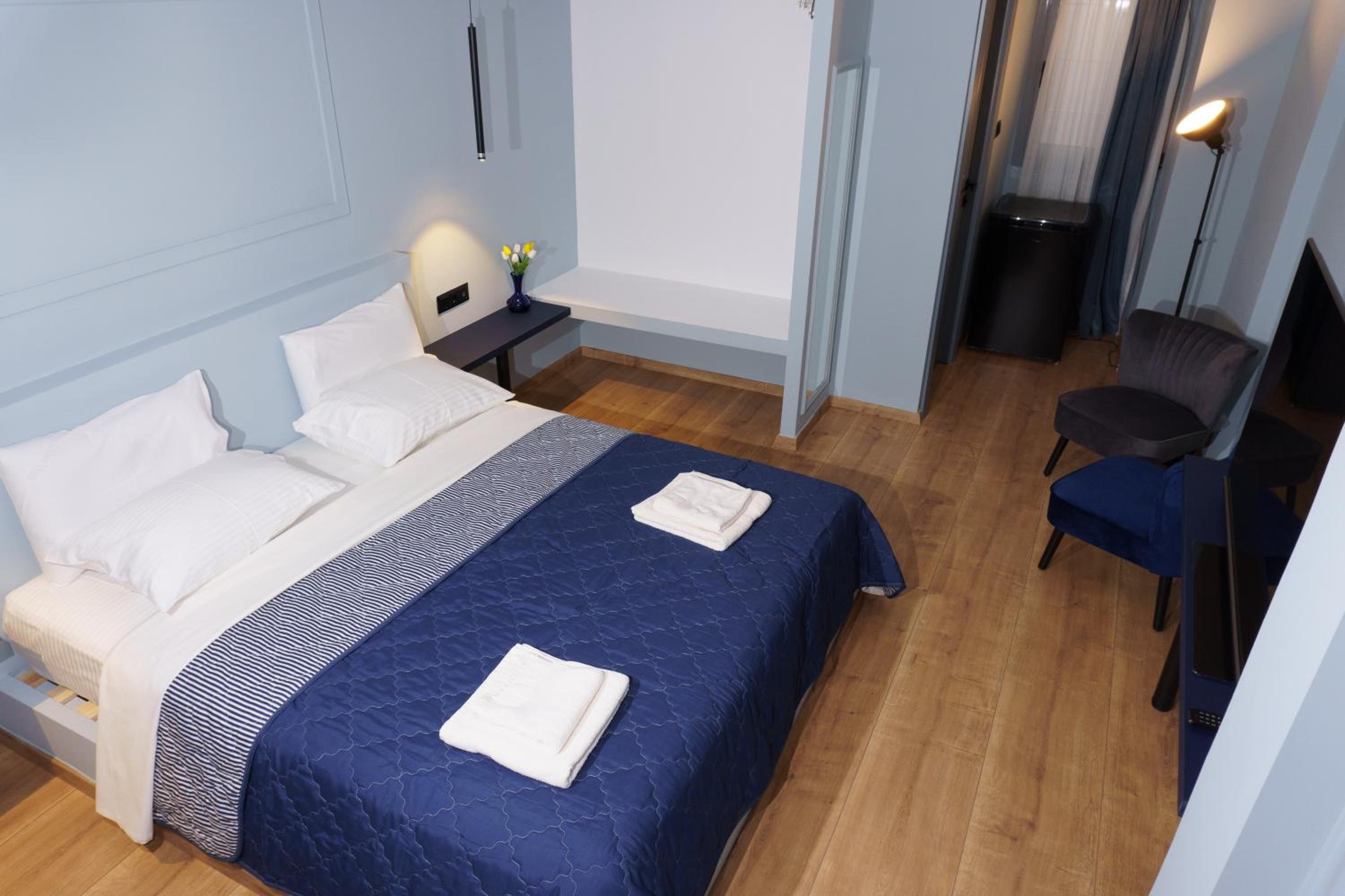 Sani Deluxe Suites Home- Monastiraki Square - Brand New Home
