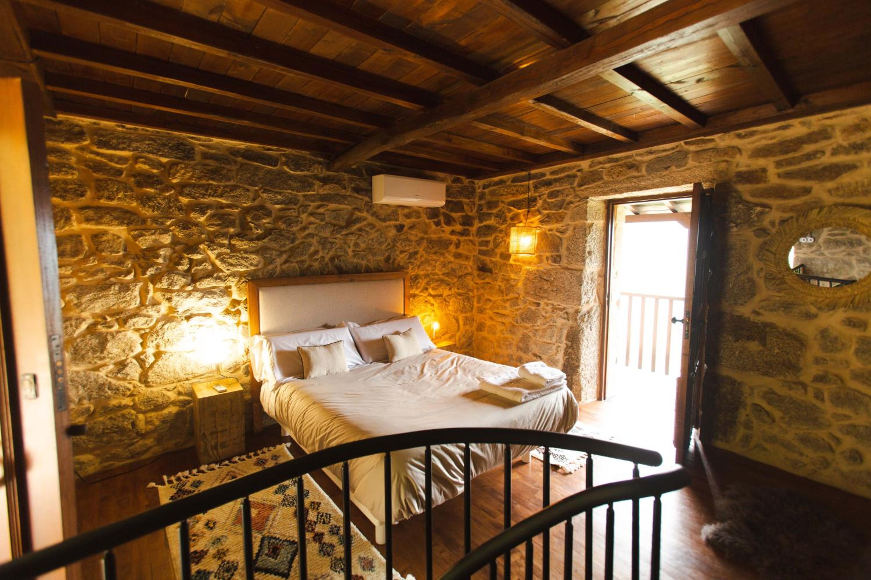 Apedeceo Belesar Villa, Ribeira Sacra, Galicia