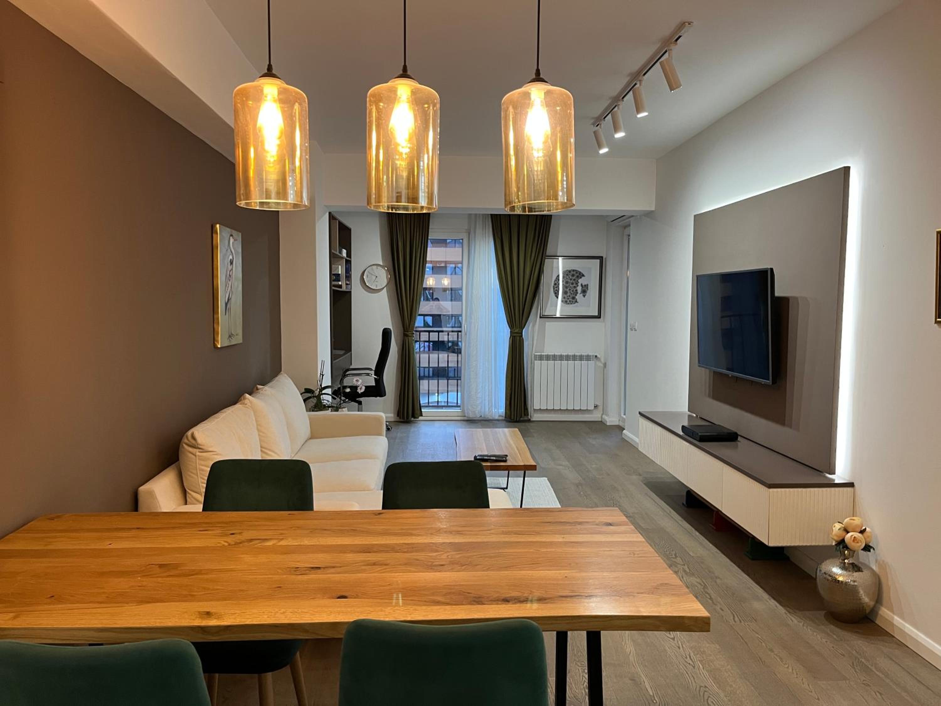 Iris Apartment
