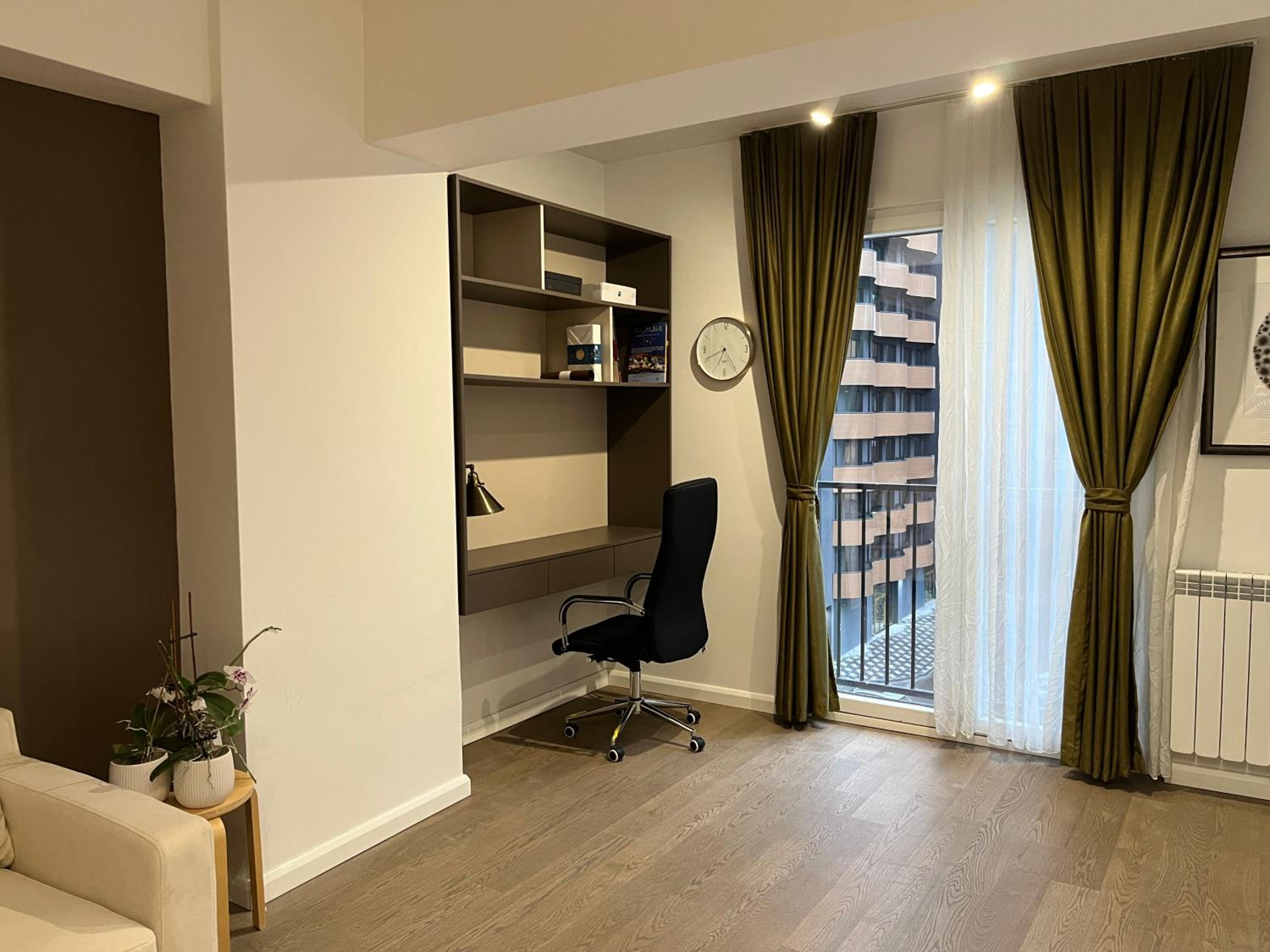 Iris Apartment
