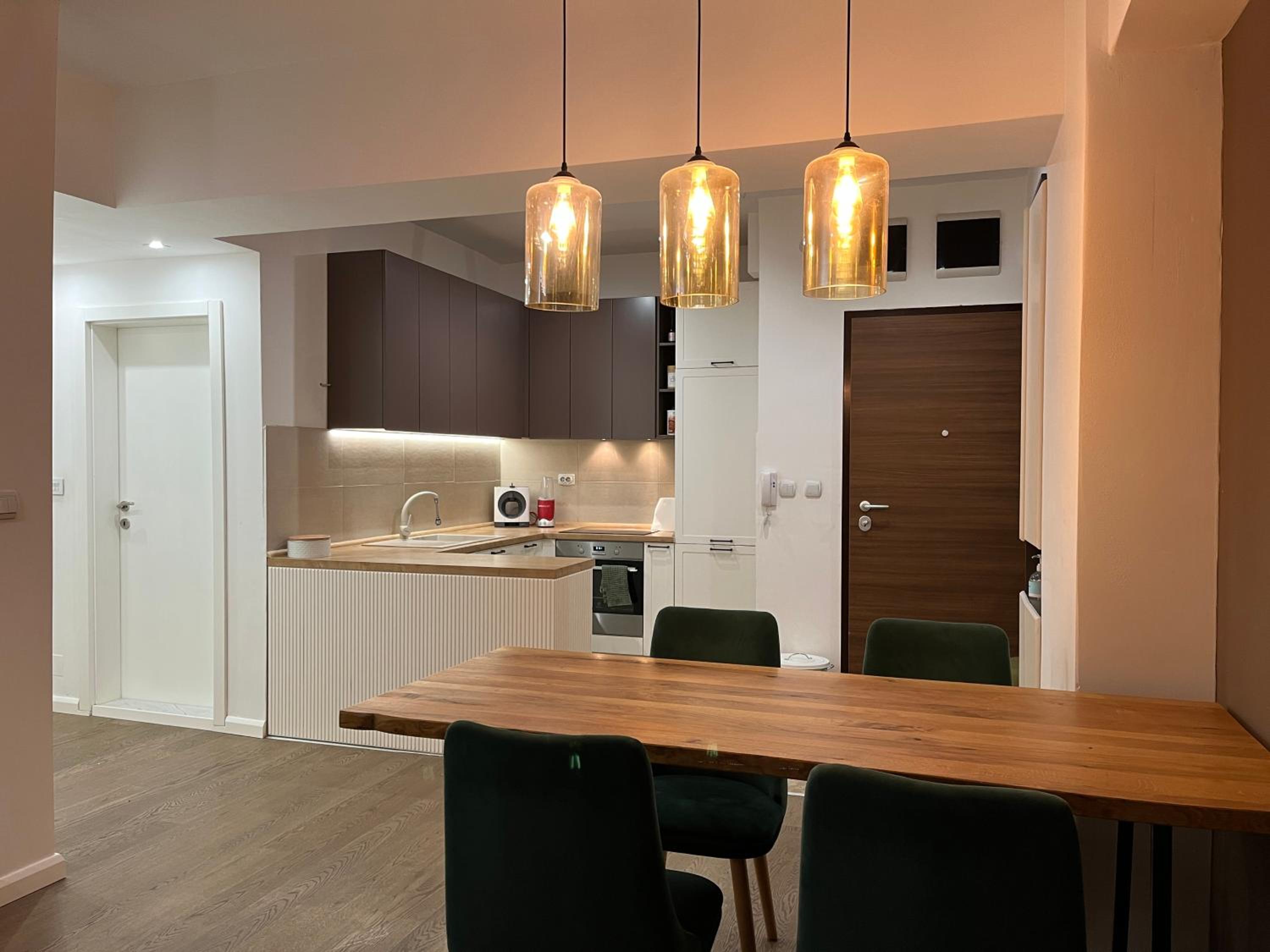 Iris Apartment