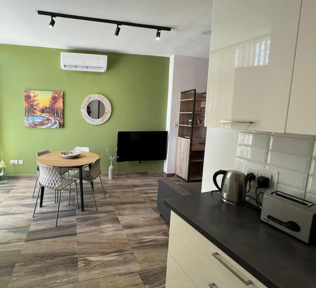 Fly Away Home condo with terrace