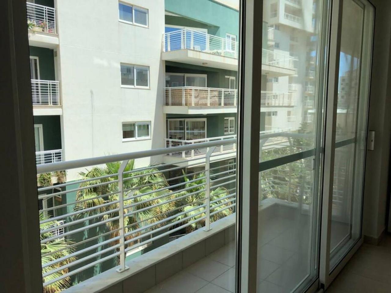 Tigne 2 Sliema one bedroom apartment photo 3