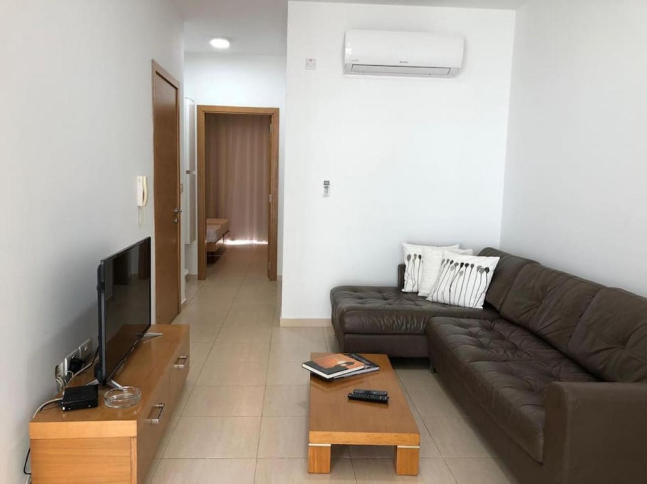 Tigne 3 Sliema one bedroom apartment view 2