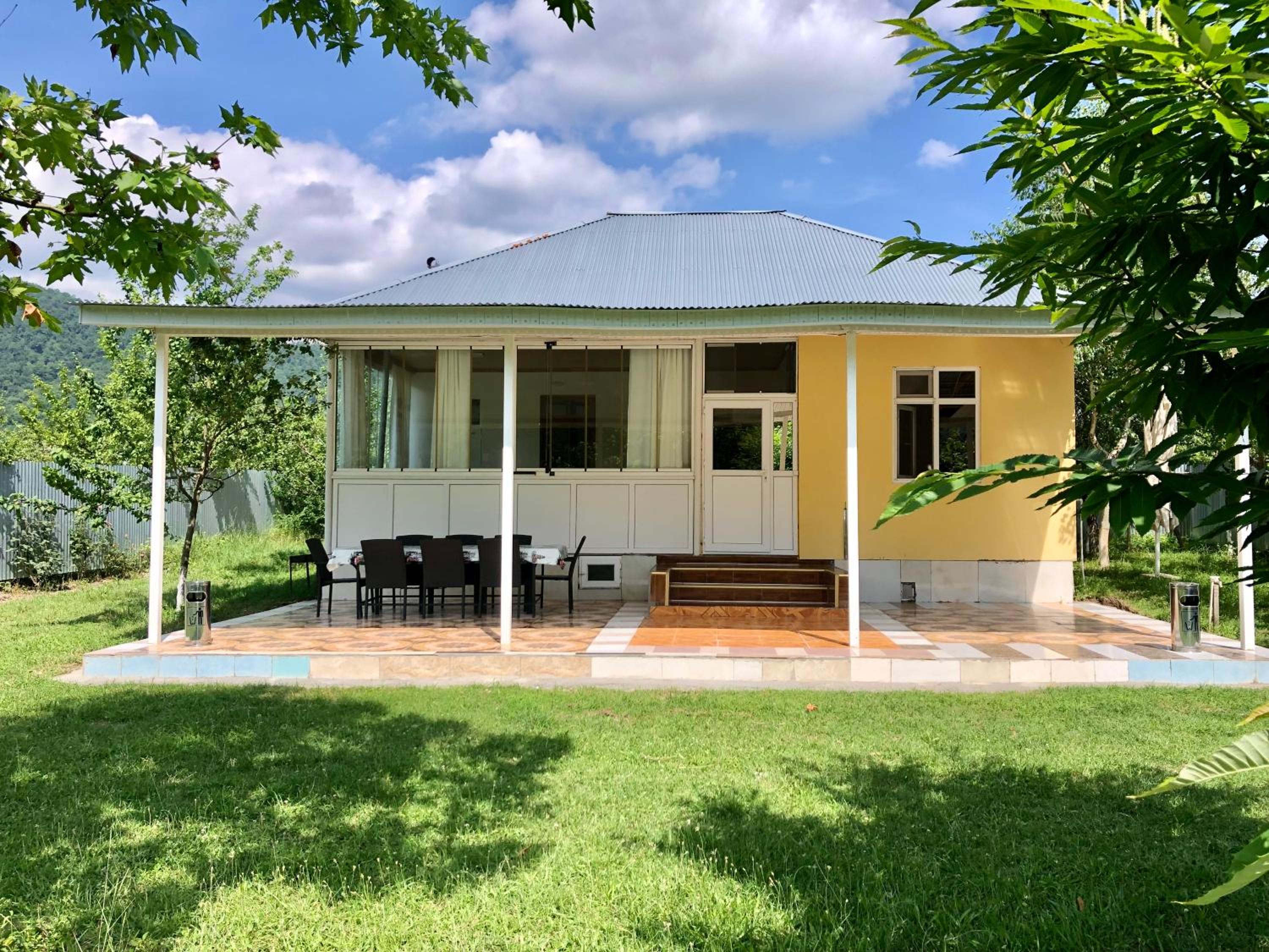 House in the village - APPLE PARADISE