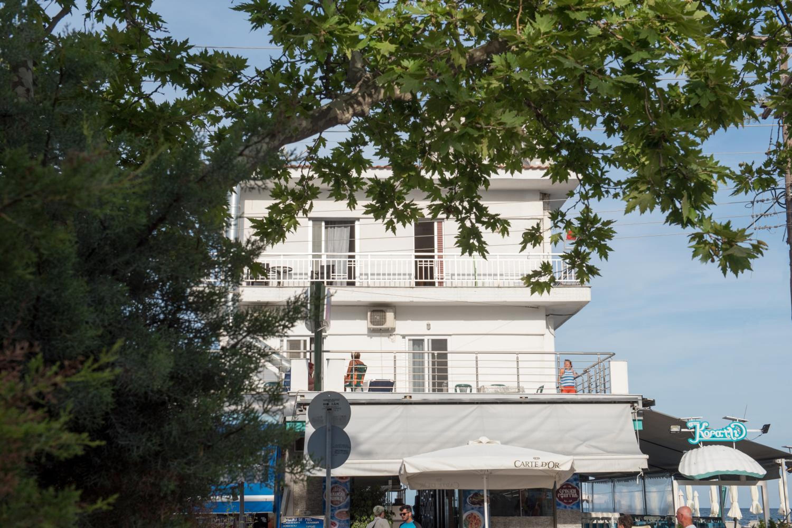 Gold Sand Apartments