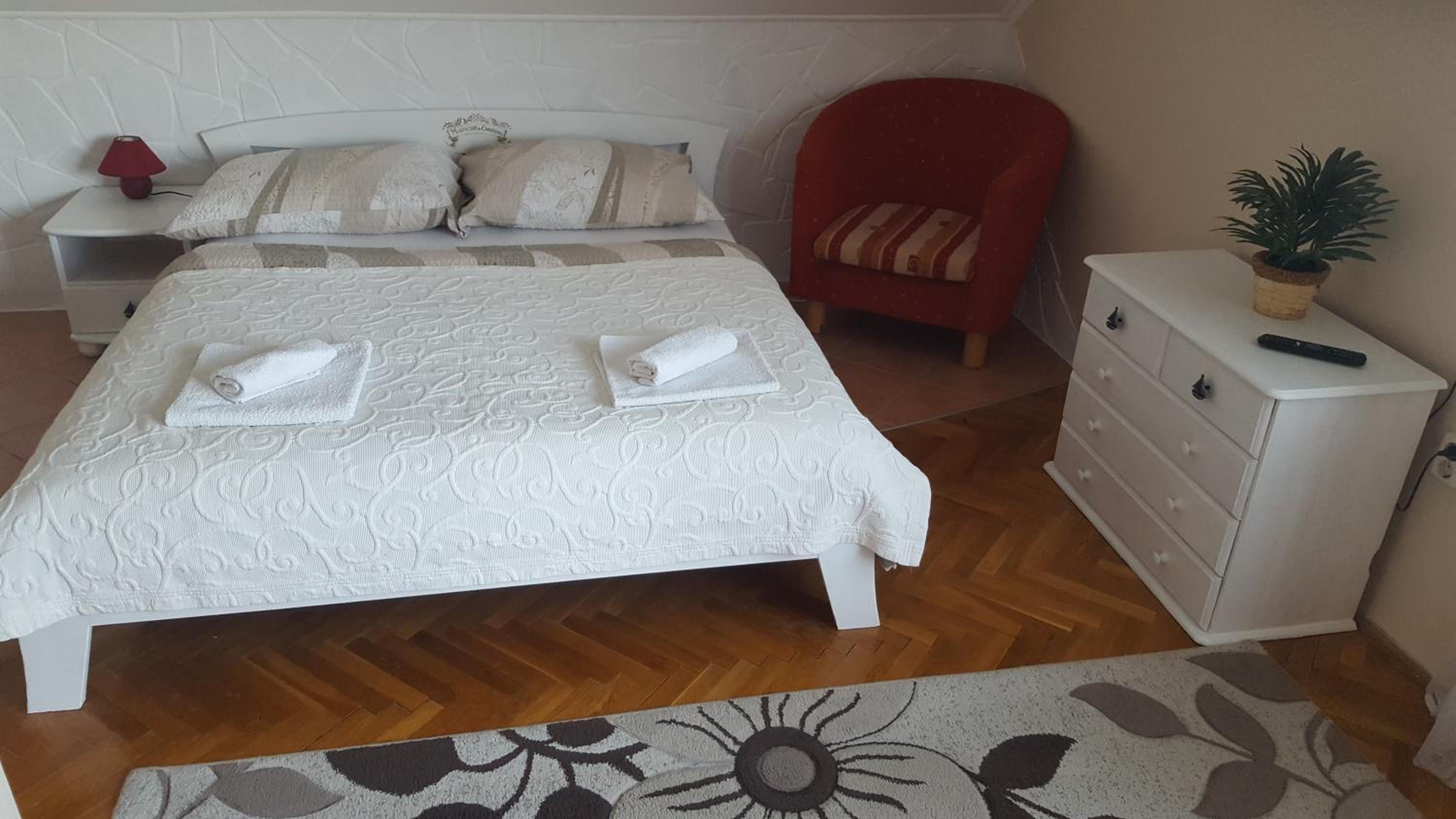 Sárréti Apartmanház