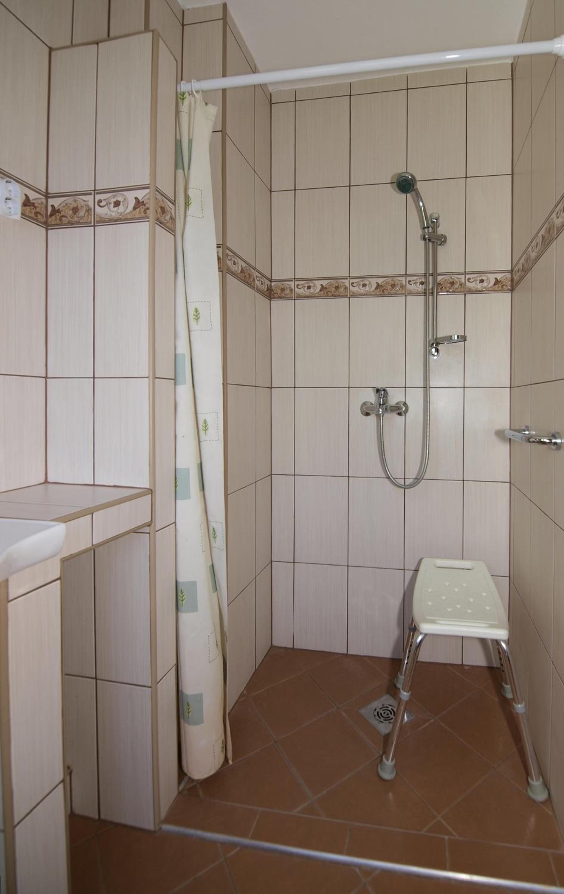 Sárréti Apartmanház