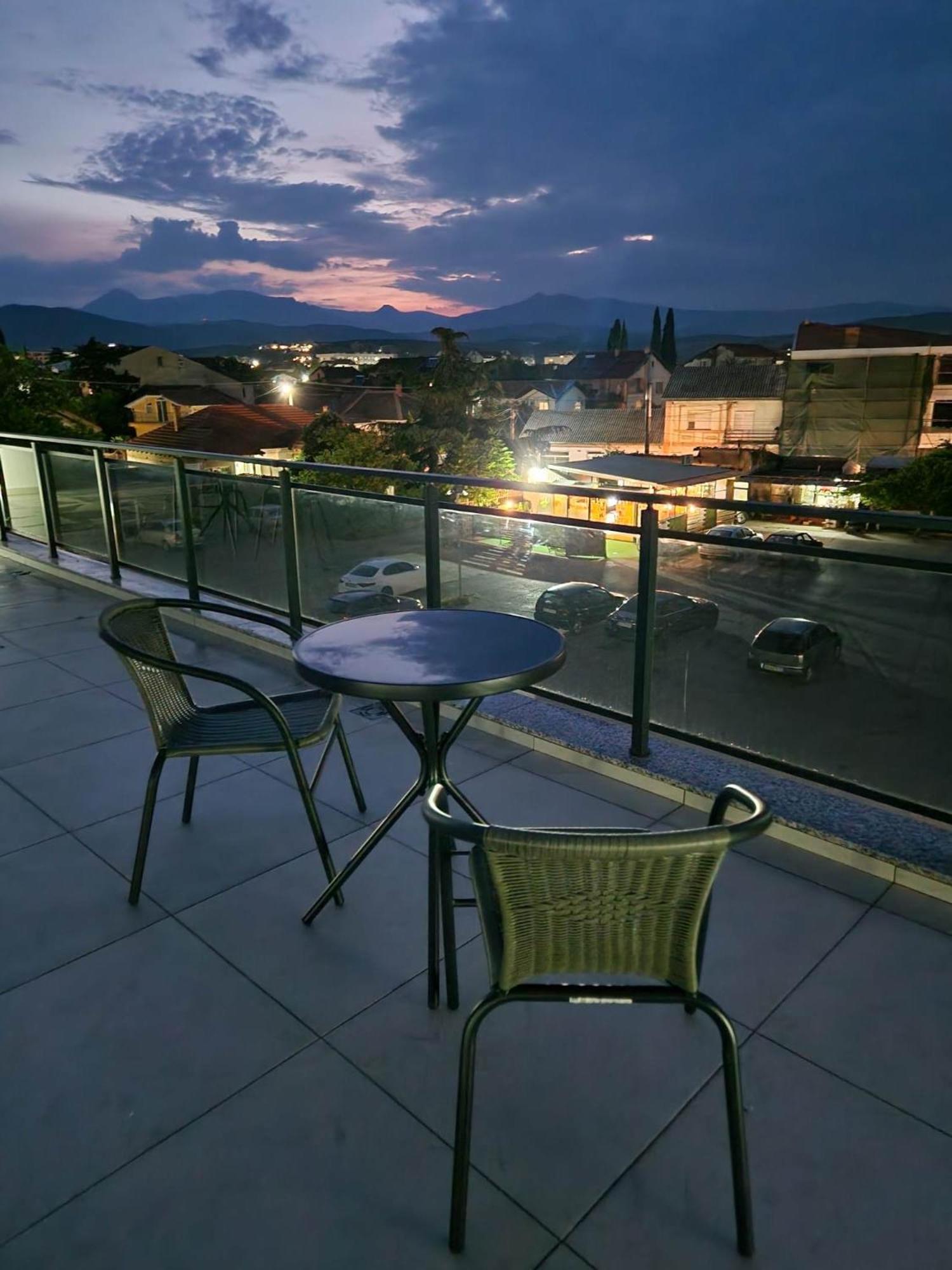 Emi Center Apartments