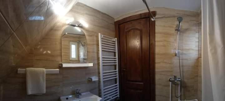 Casa Caprioara
