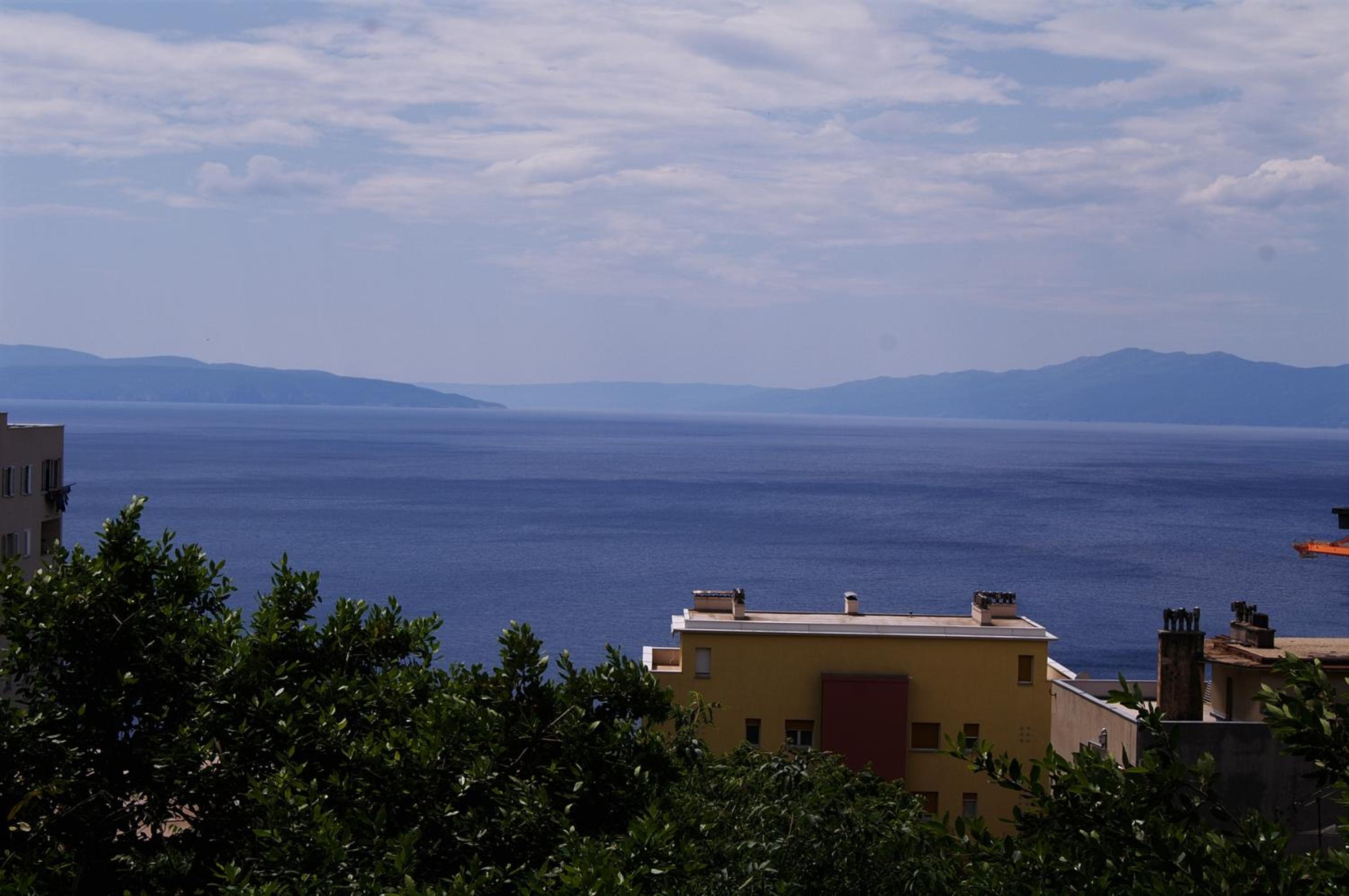 Hotel Sea Flower apartment Rijeka - Image 1