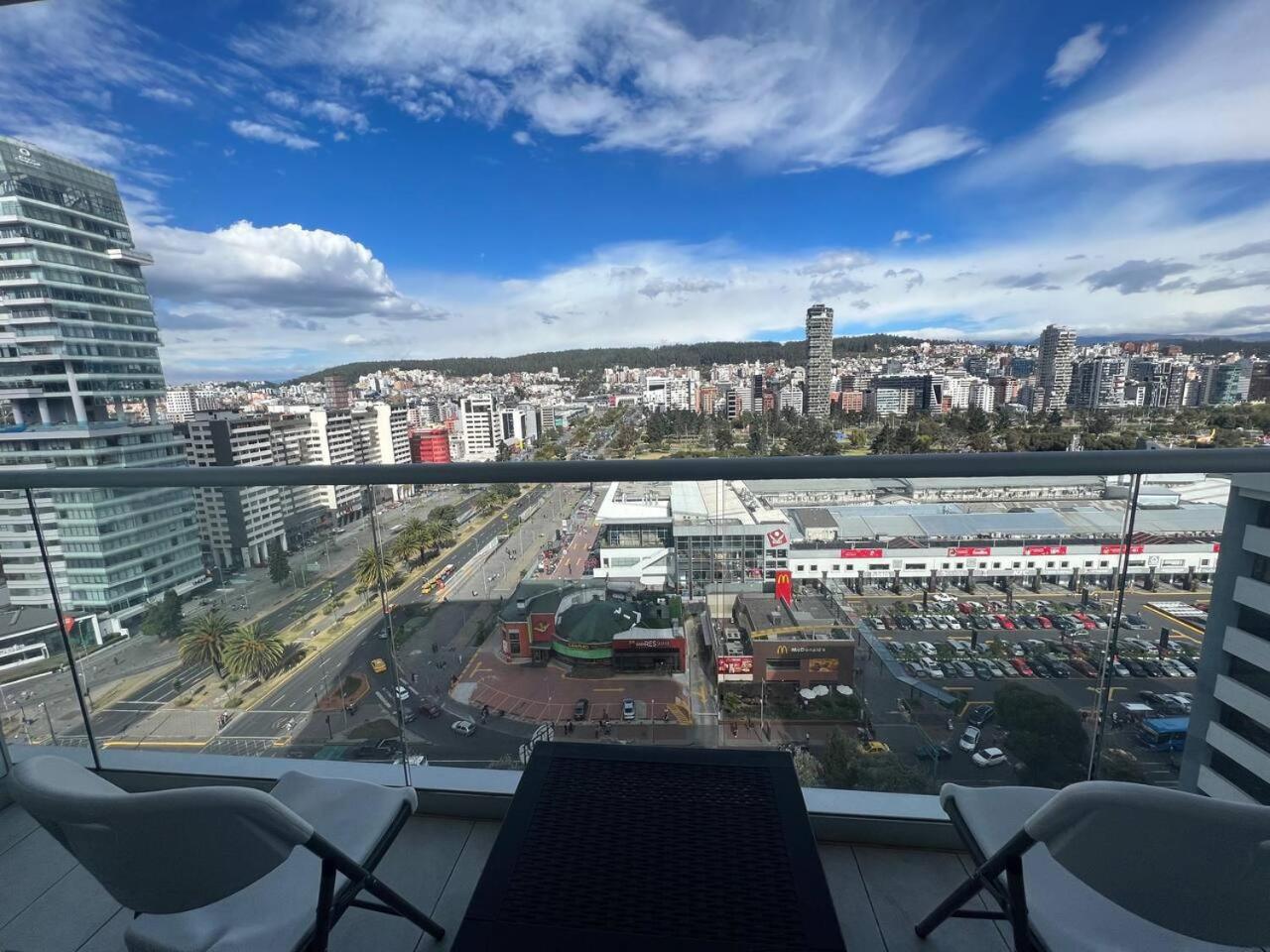 LovelyView Studio Edif 1 HeatedPool Gym Turco WIFI 1412