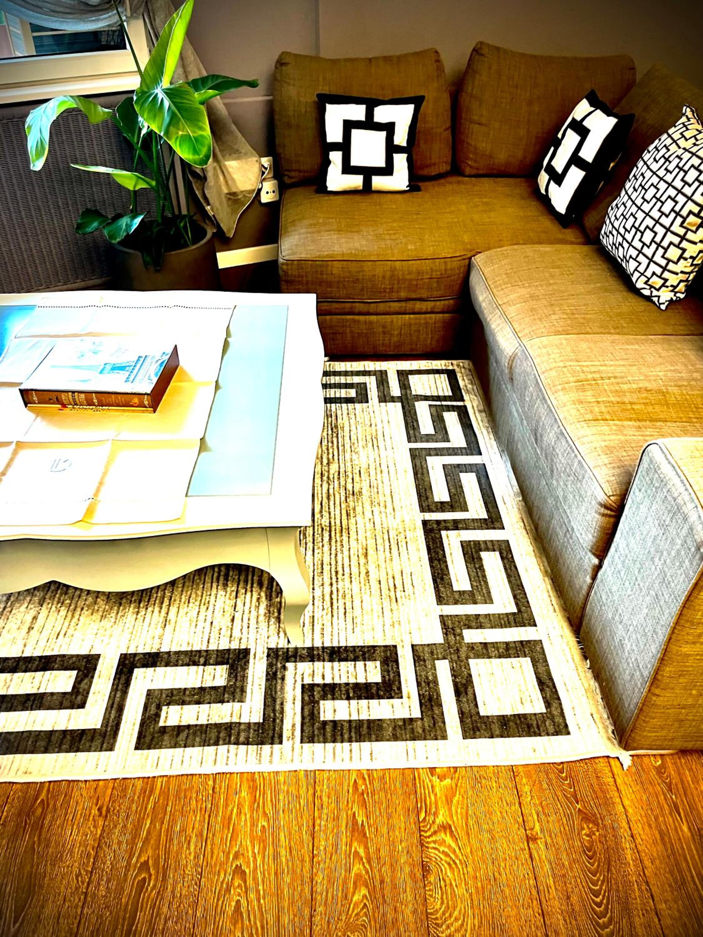 Lake Apartment 3